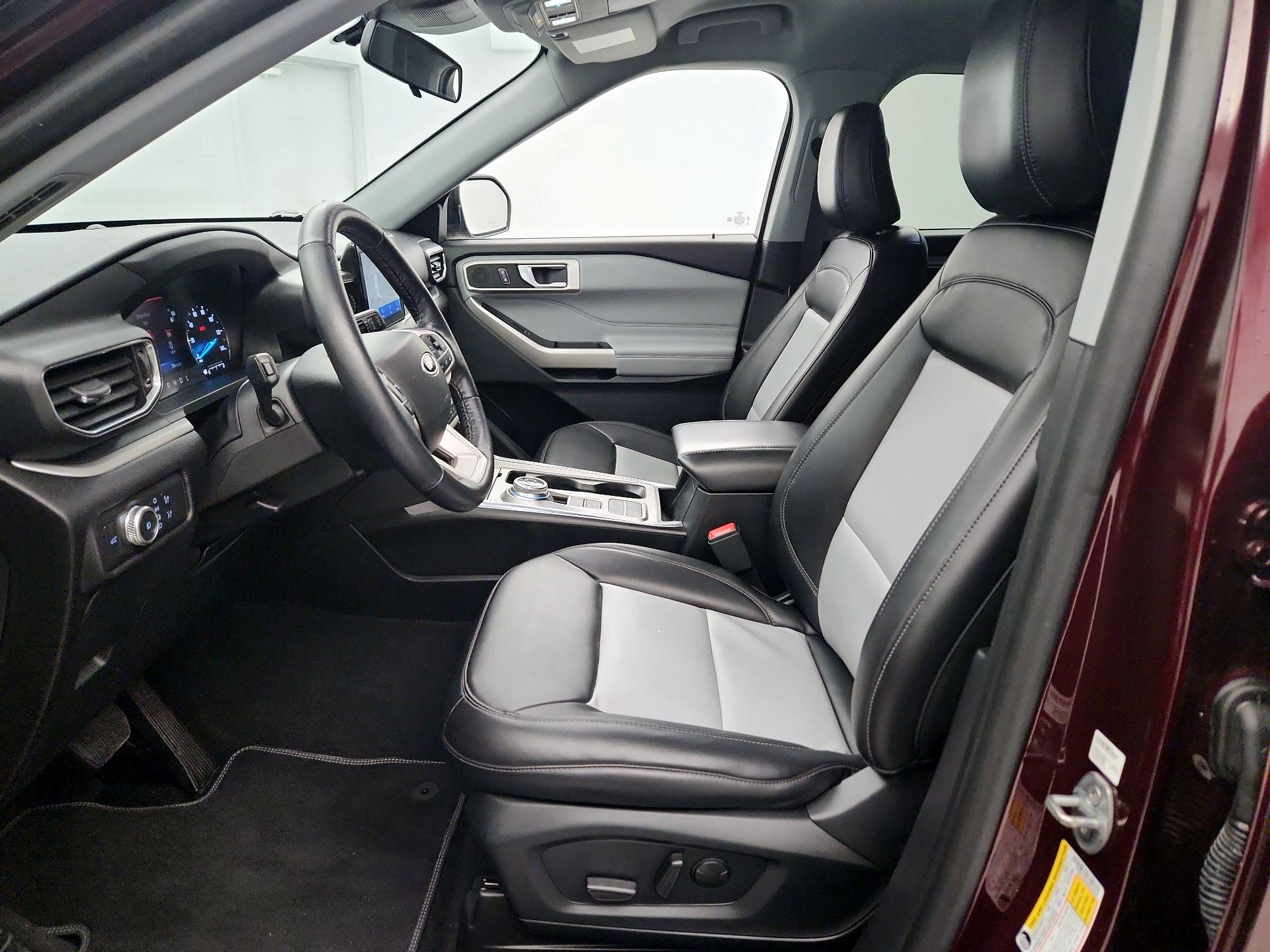 Thumbnail: 2022 Ford Explorer - 11