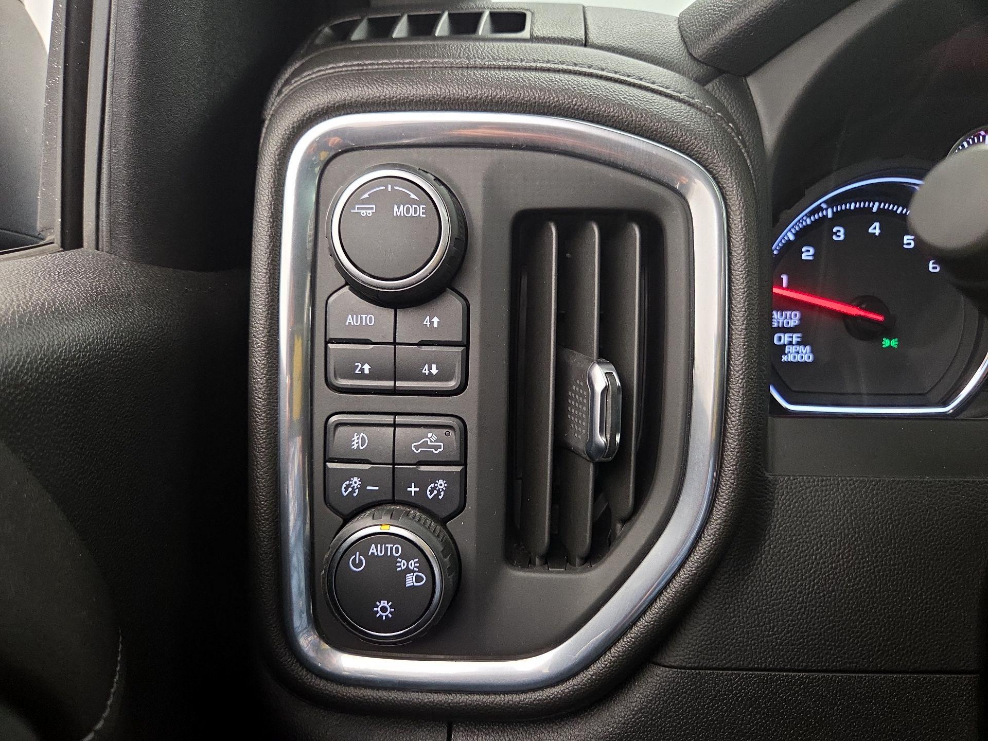 Thumbnail: 2022 Chevrolet Silverado 1500 - 13