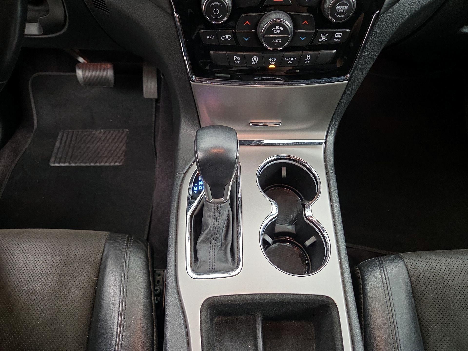 Thumbnail: 2019 Jeep Grand Cherokee - 18