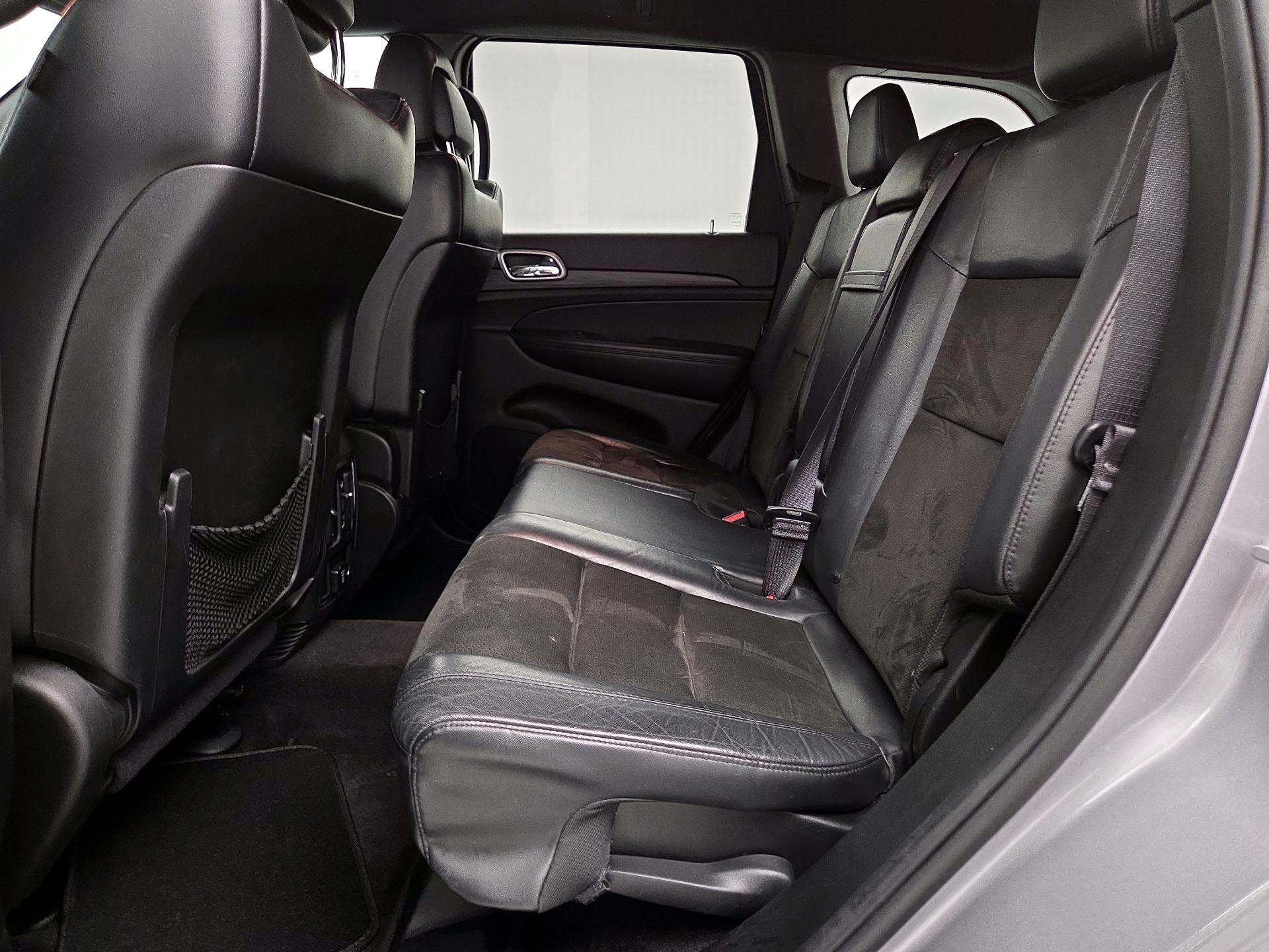 Thumbnail: 2019 Jeep Grand Cherokee - 20