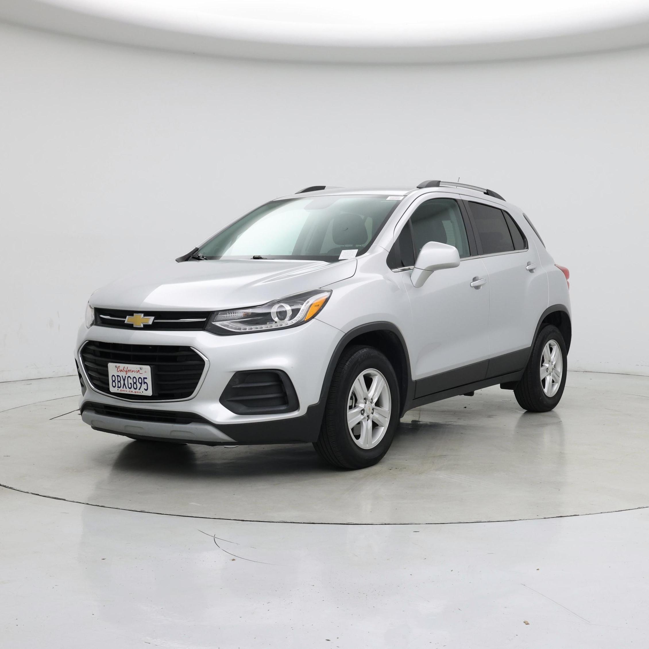 Thumbnail: 2017 Chevrolet Trax - 4
