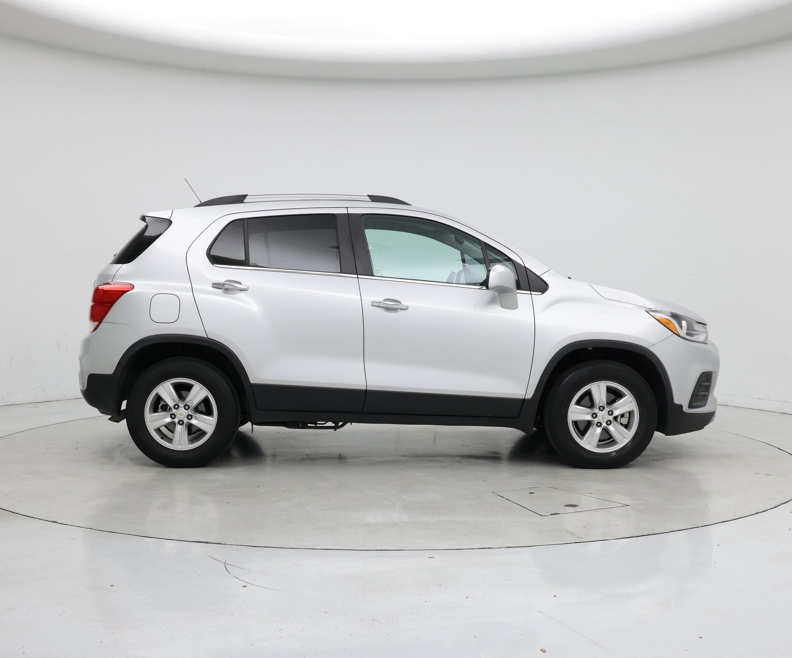 Thumbnail: 2017 Chevrolet Trax - 7