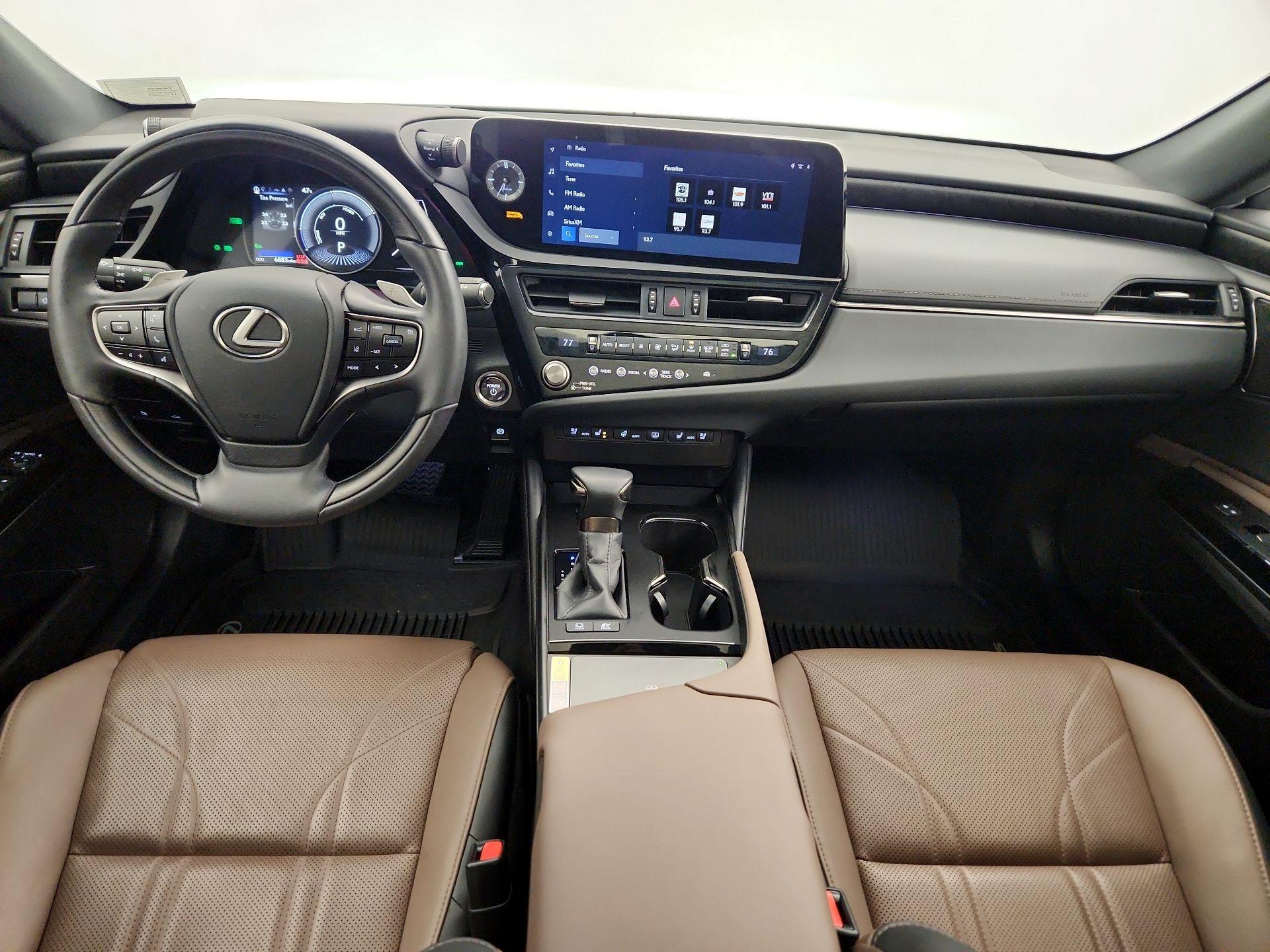 Thumbnail: 2024 Lexus ES - 9