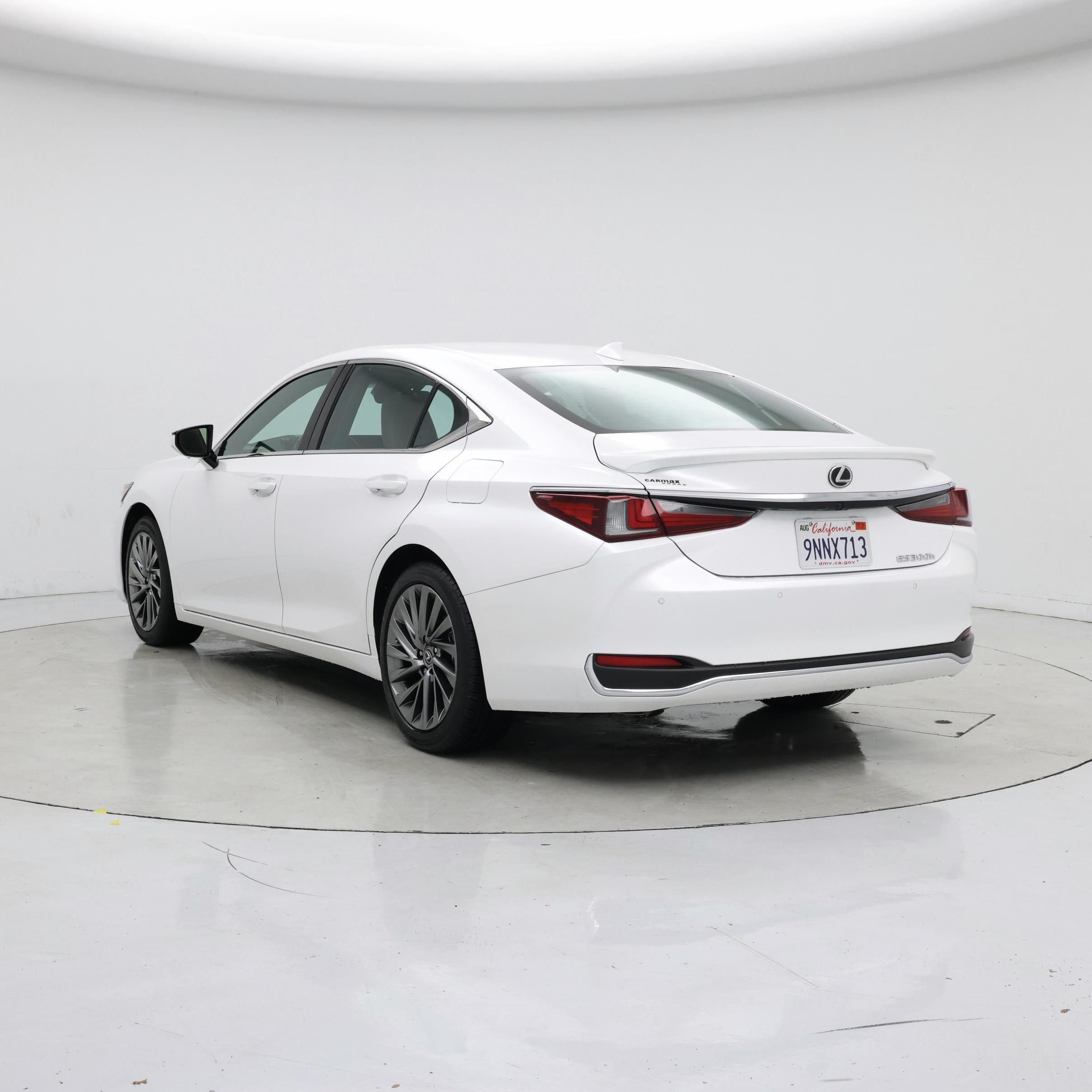 Thumbnail: 2024 Lexus ES - 2