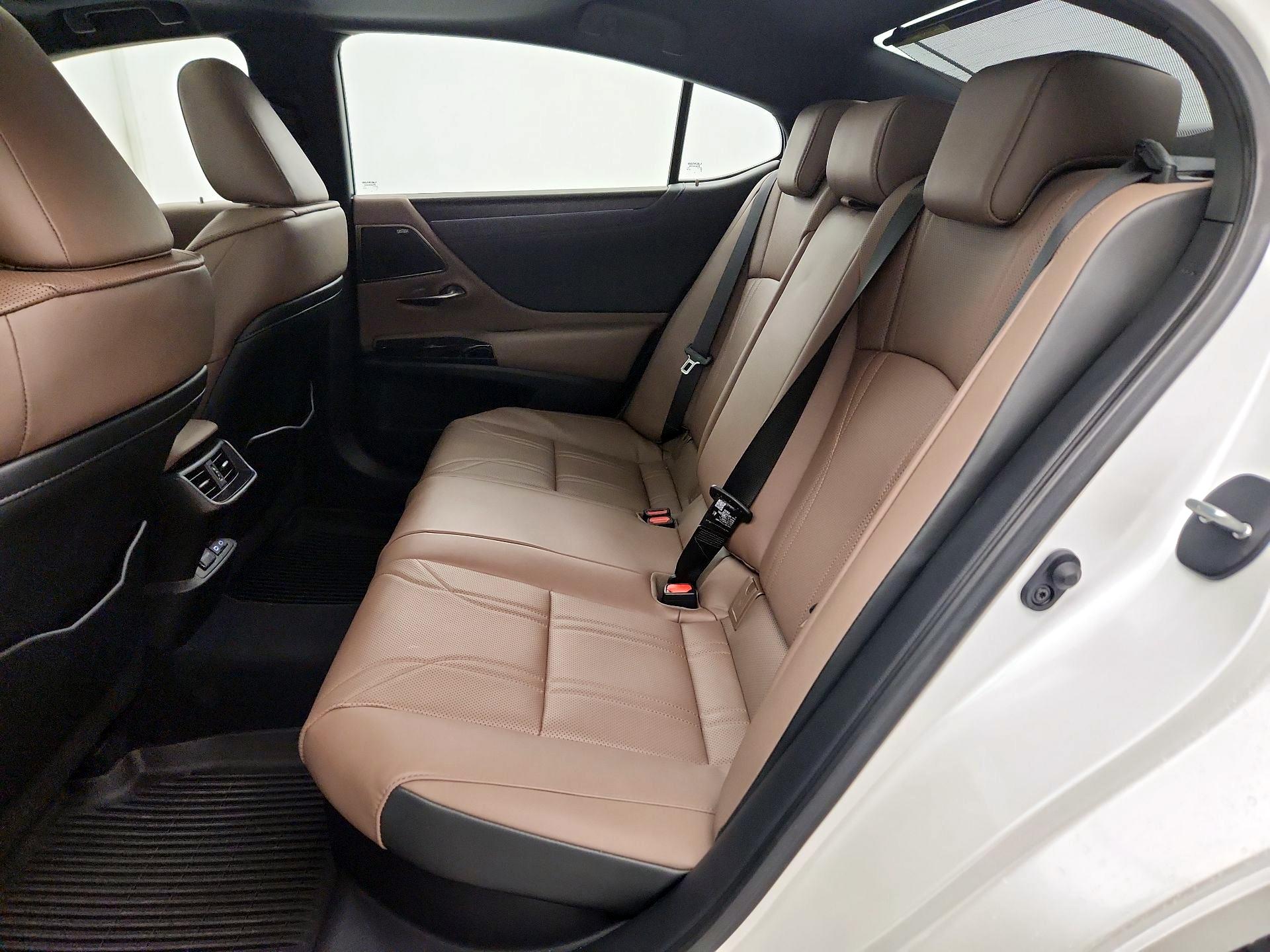 Thumbnail: 2024 Lexus ES - 20