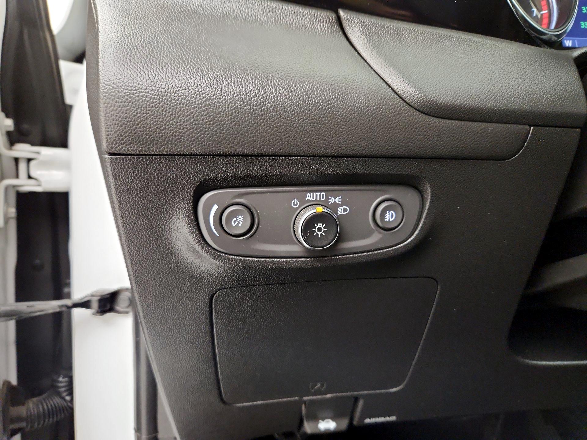 Thumbnail: 2021 Buick Encore GX - 13