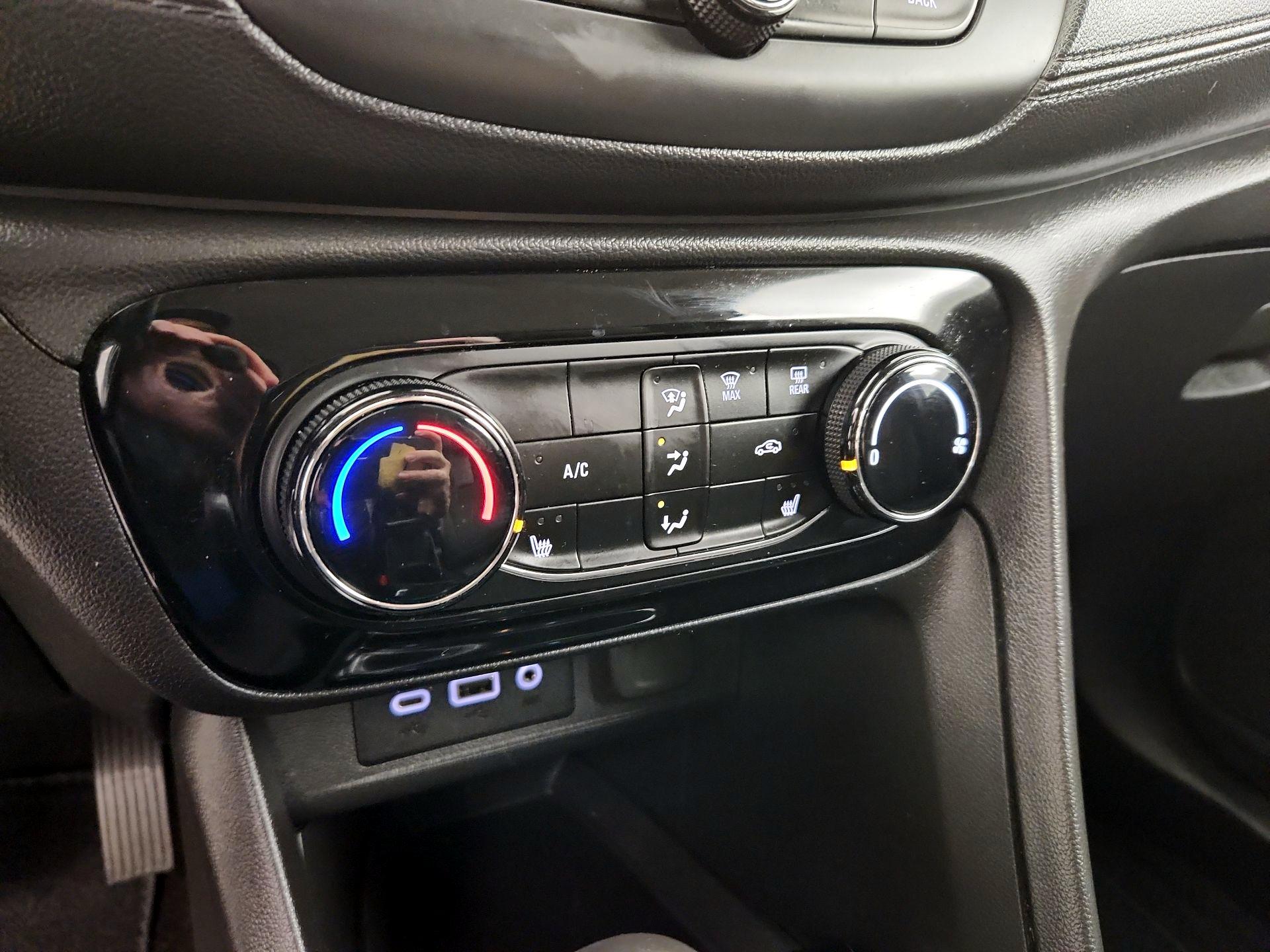 Thumbnail: 2021 Buick Encore GX - 16