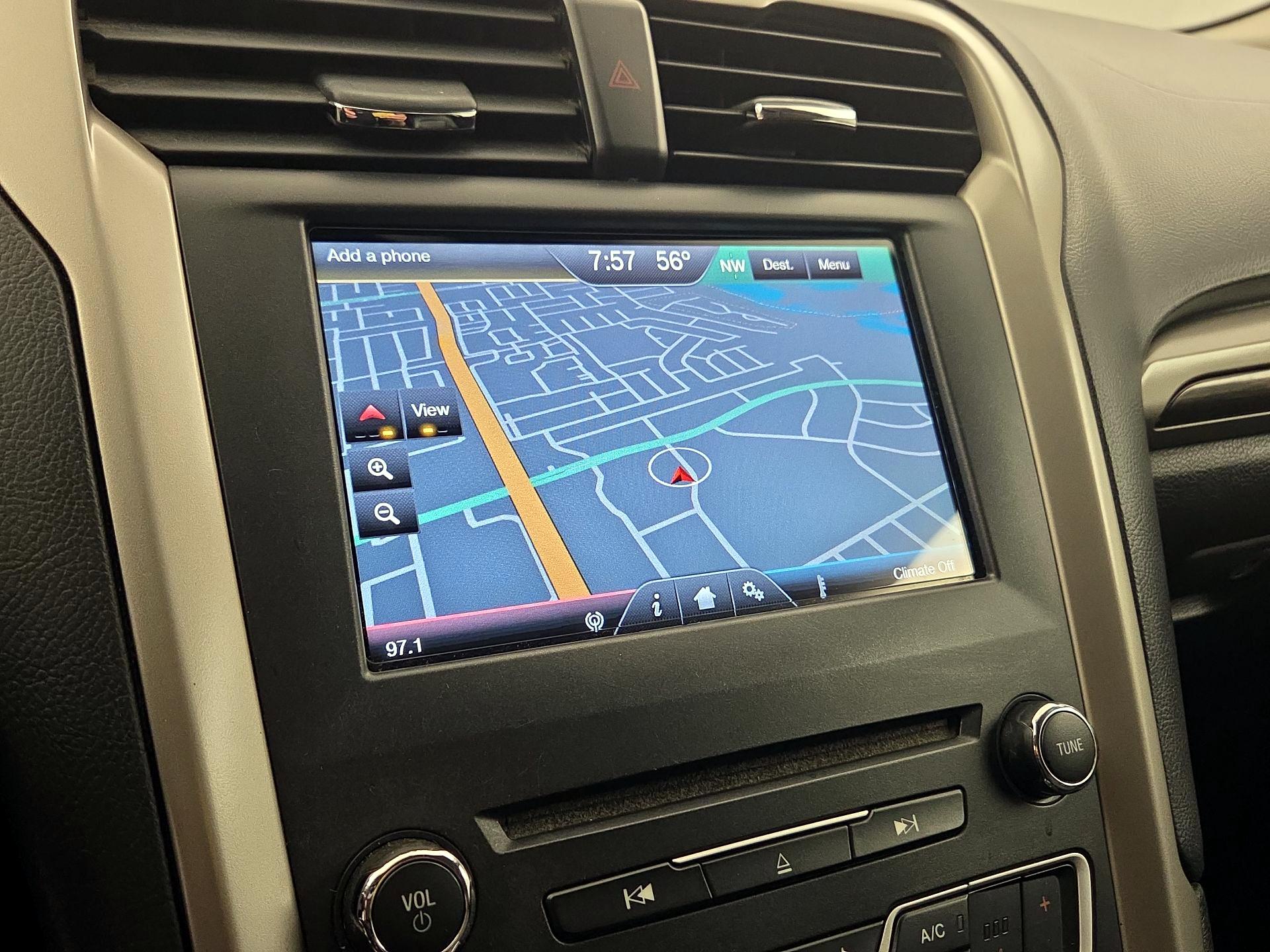 Thumbnail: 2016 Ford Fusion - 14