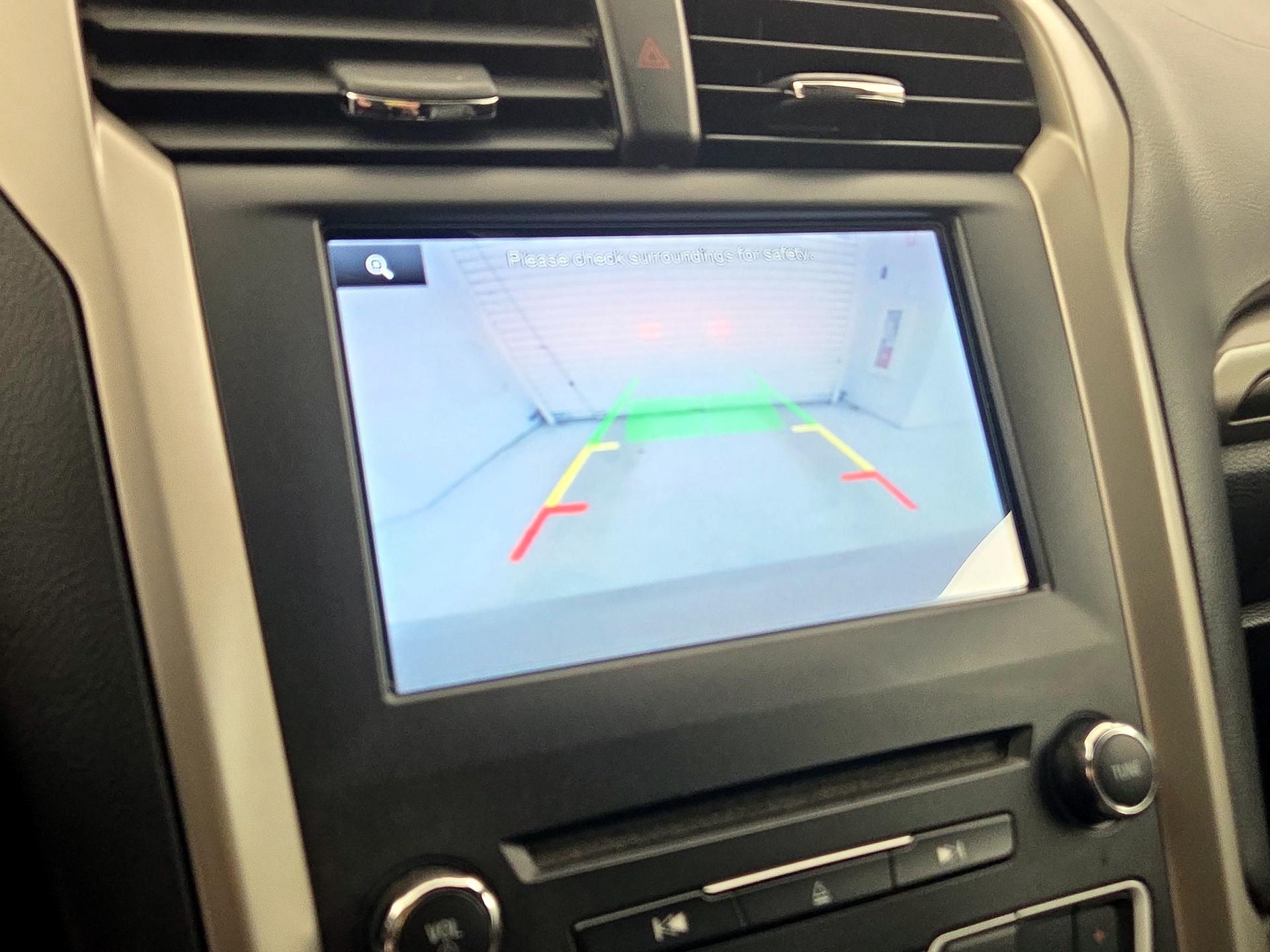 Thumbnail: 2016 Ford Fusion - 15