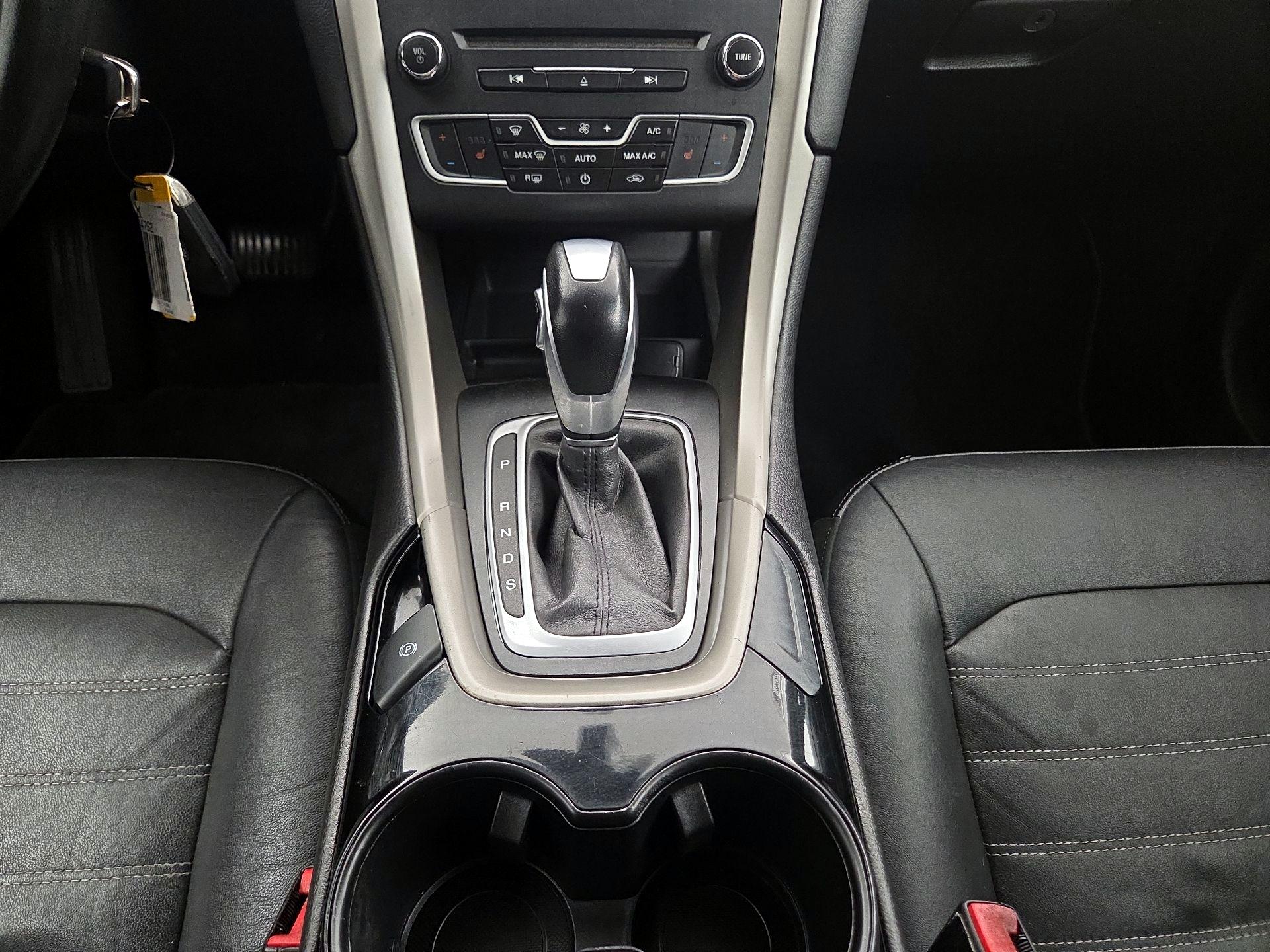 Thumbnail: 2016 Ford Fusion - 18