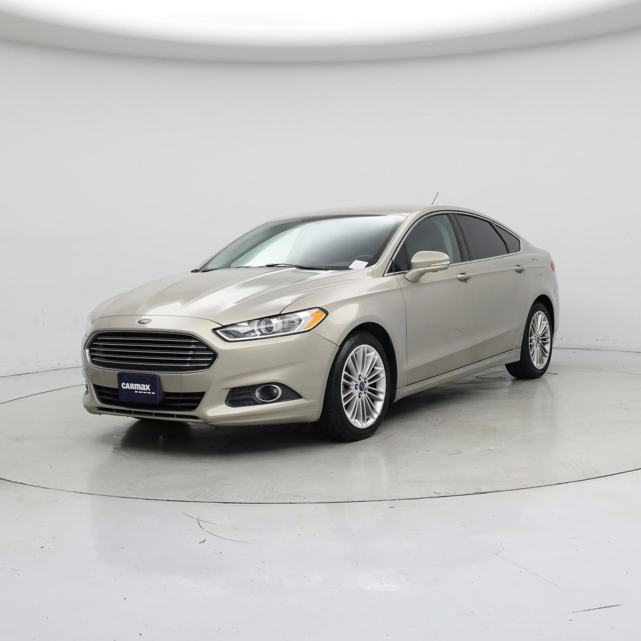 Thumbnail: 2016 Ford Fusion - 4