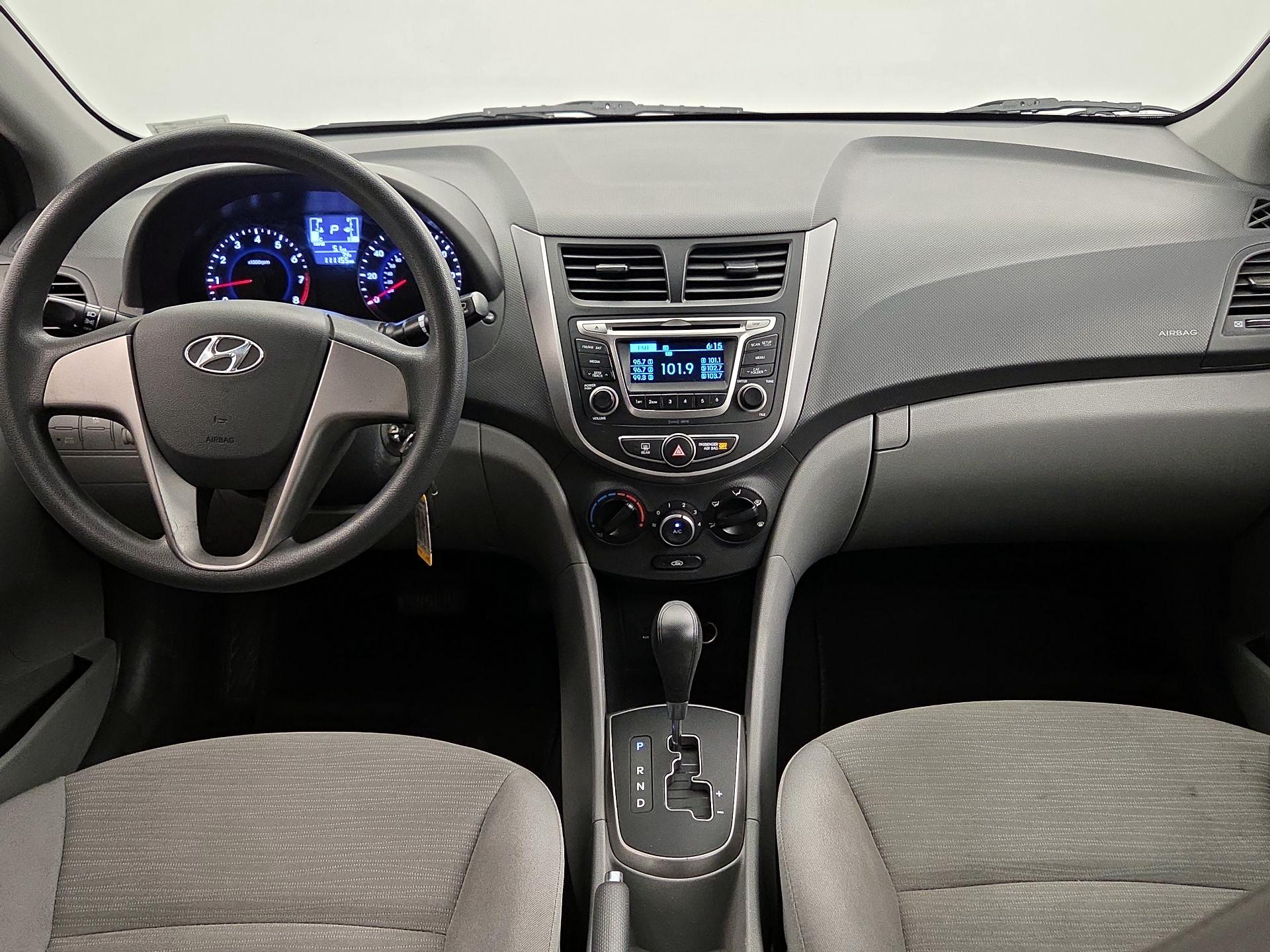 Thumbnail: 2016 Hyundai Accent - 9