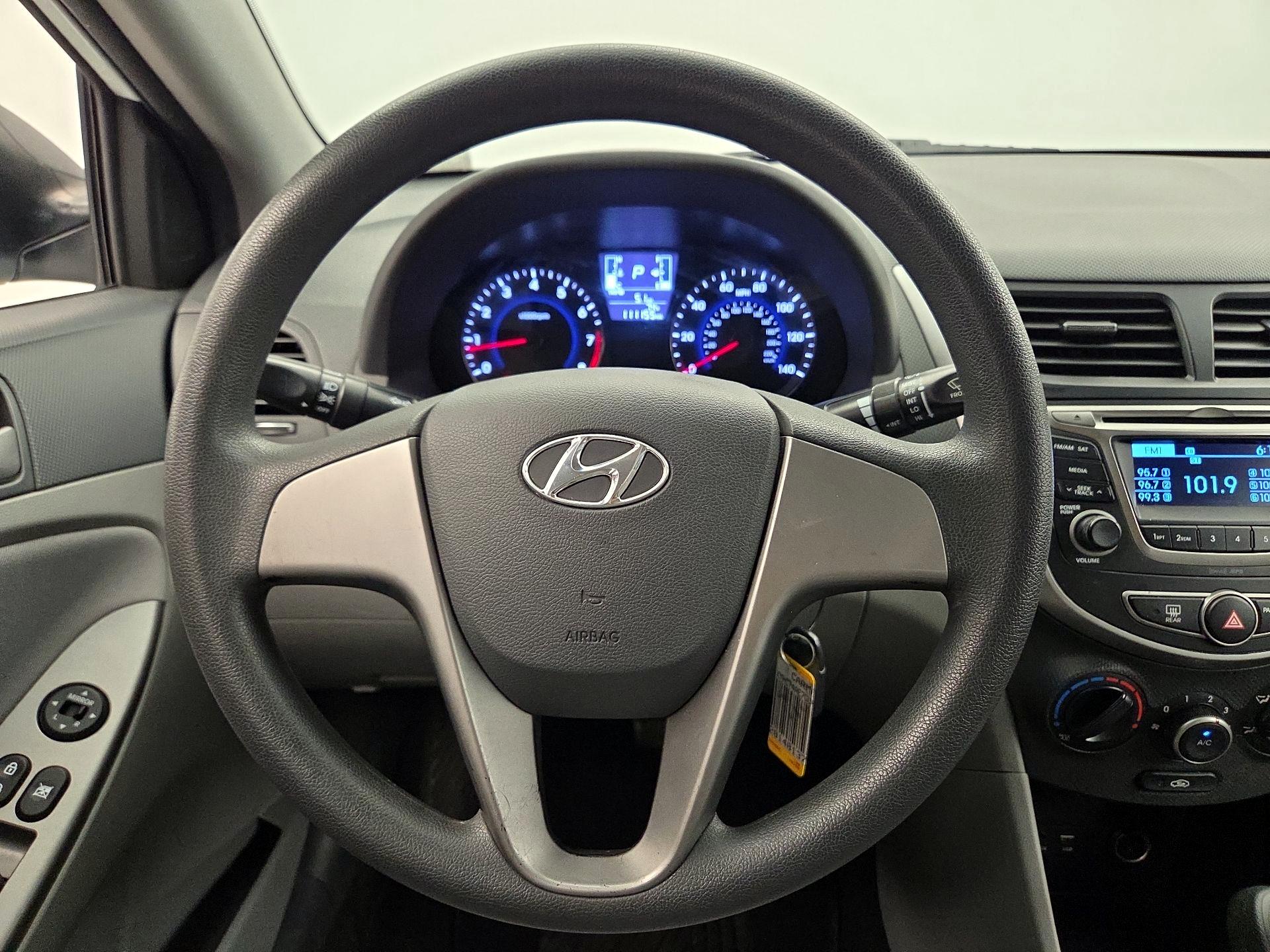 Thumbnail: 2016 Hyundai Accent - 10