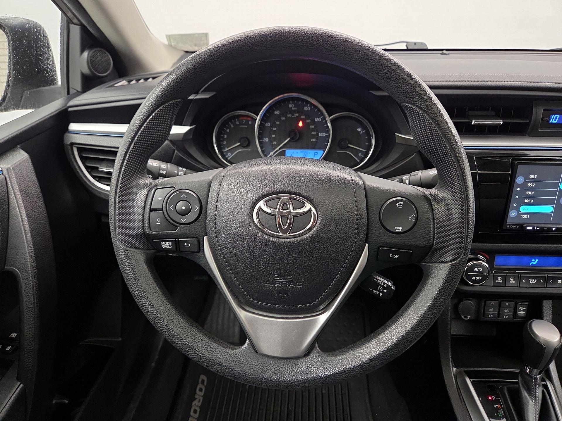 Thumbnail: 2014 Toyota Corolla - 10