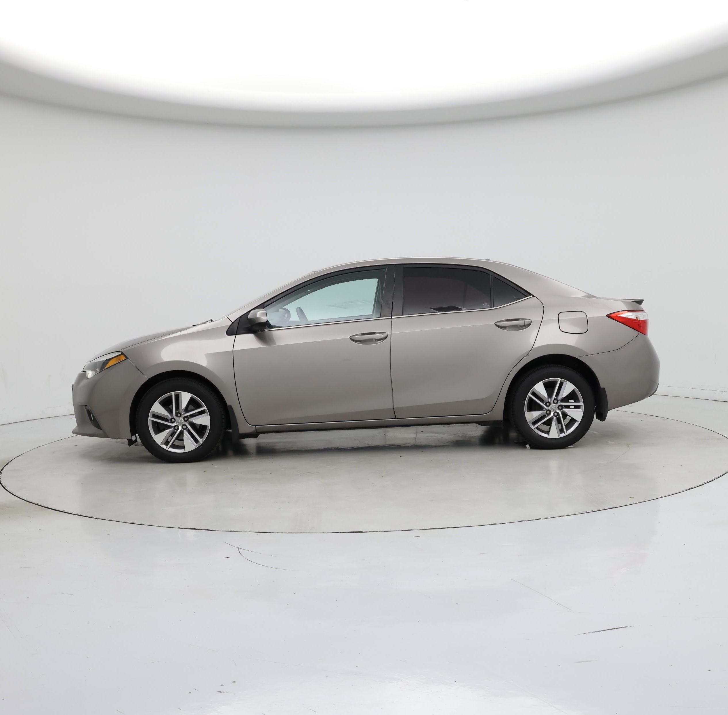 Thumbnail: 2014 Toyota Corolla - 3
