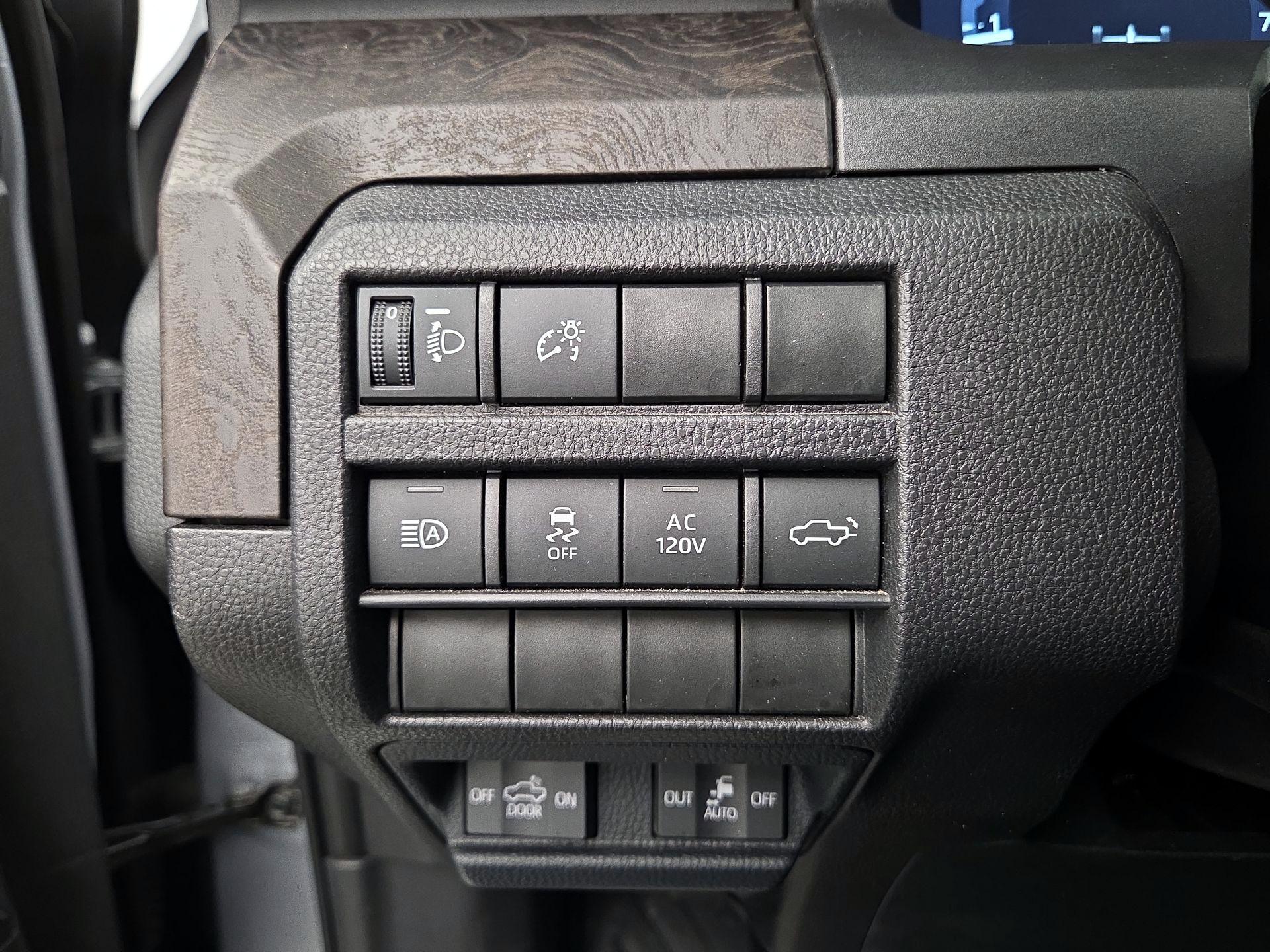 Thumbnail: 2024 Toyota Tacoma - 13