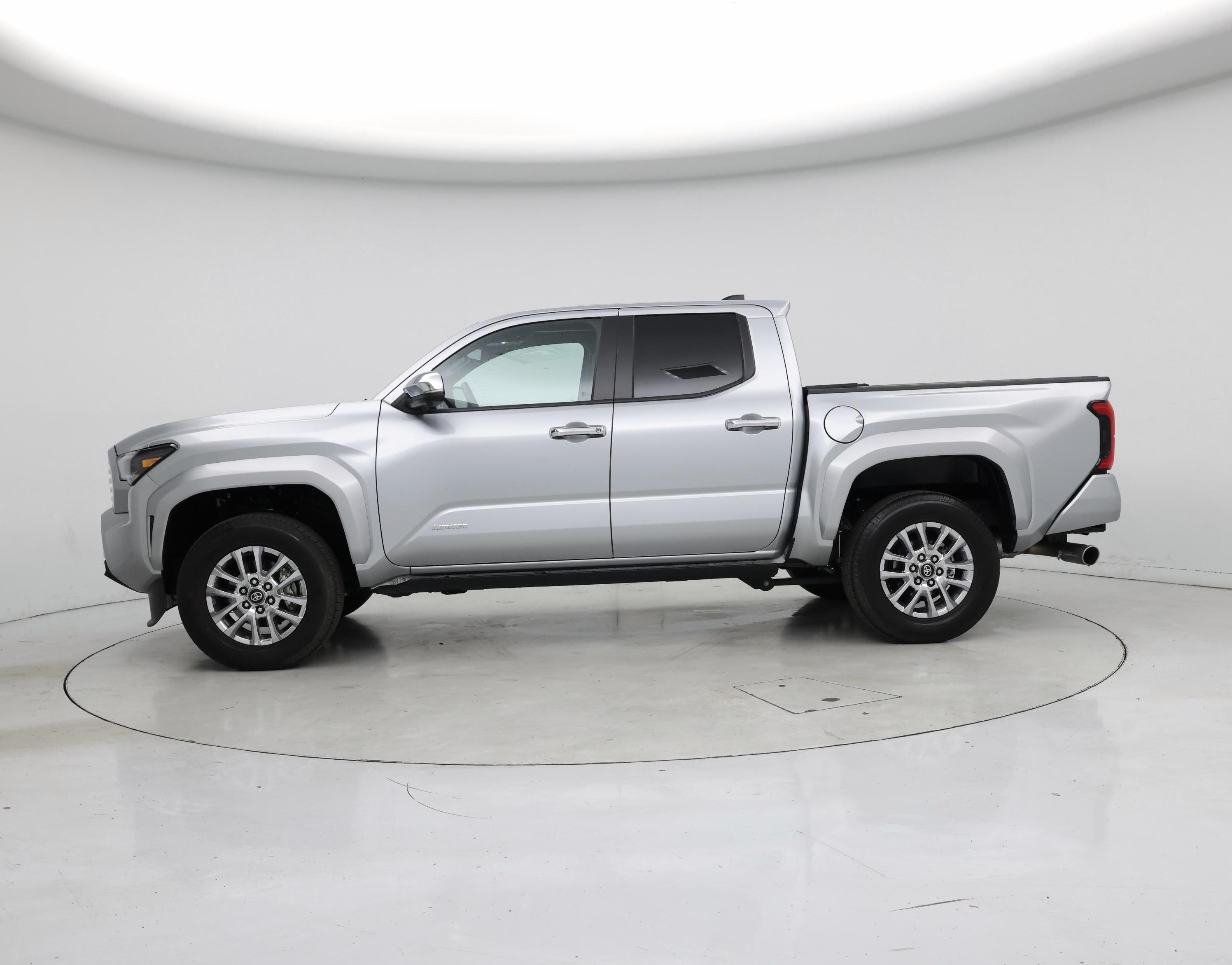 Thumbnail: 2024 Toyota Tacoma - 3