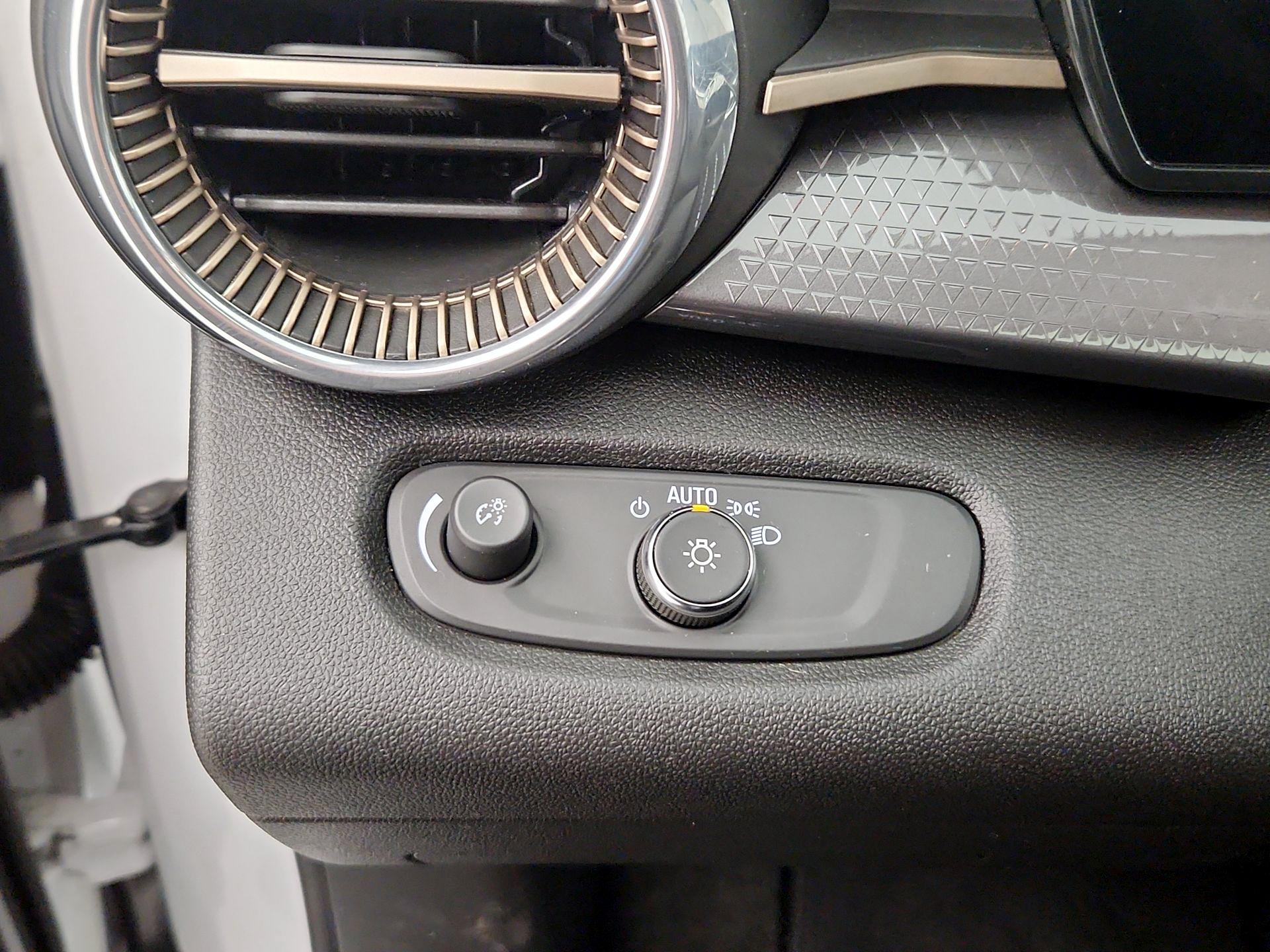 Thumbnail: 2024 Chevrolet Trax - 13