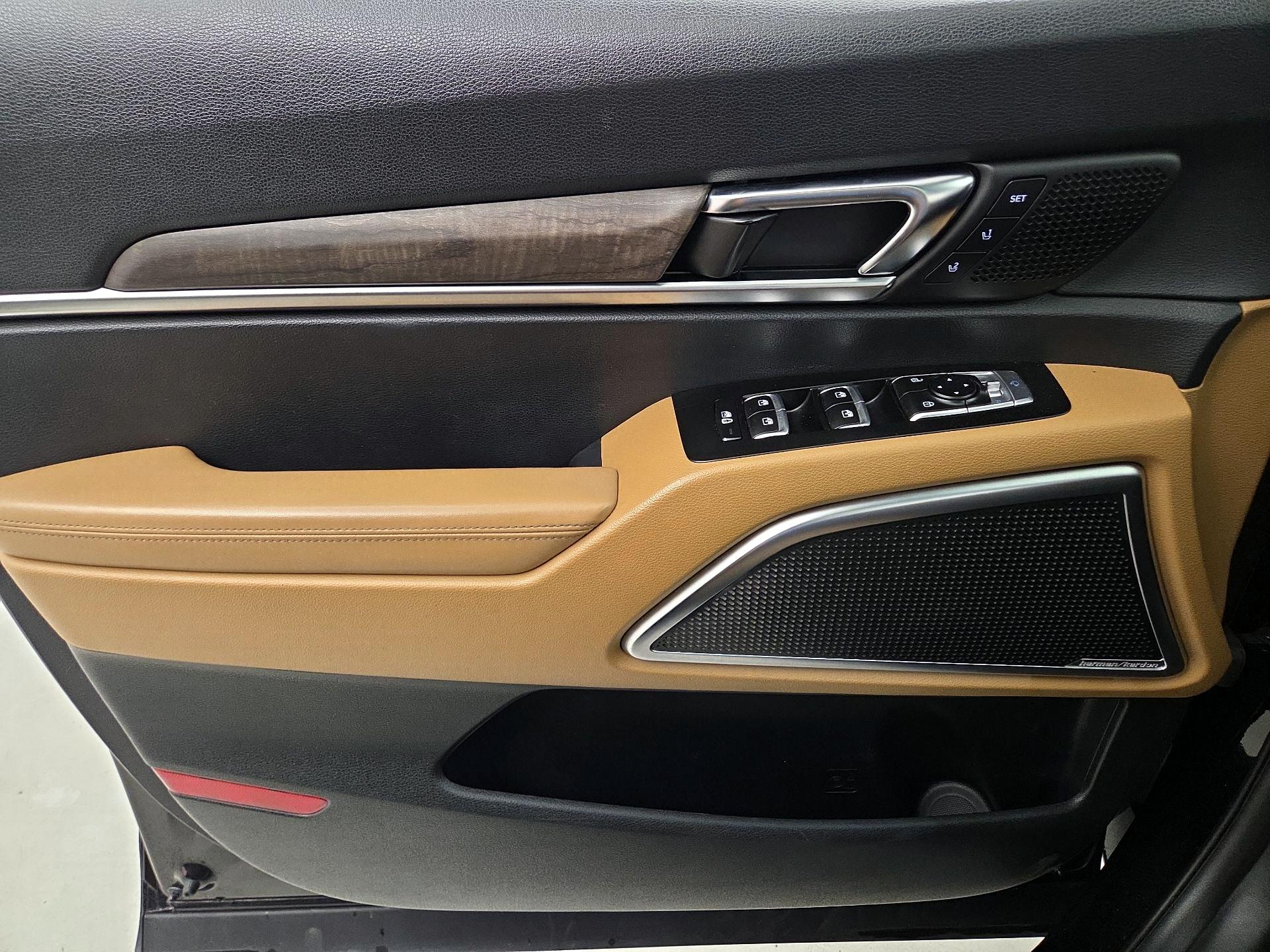 Thumbnail: 2021 Kia Telluride - 12