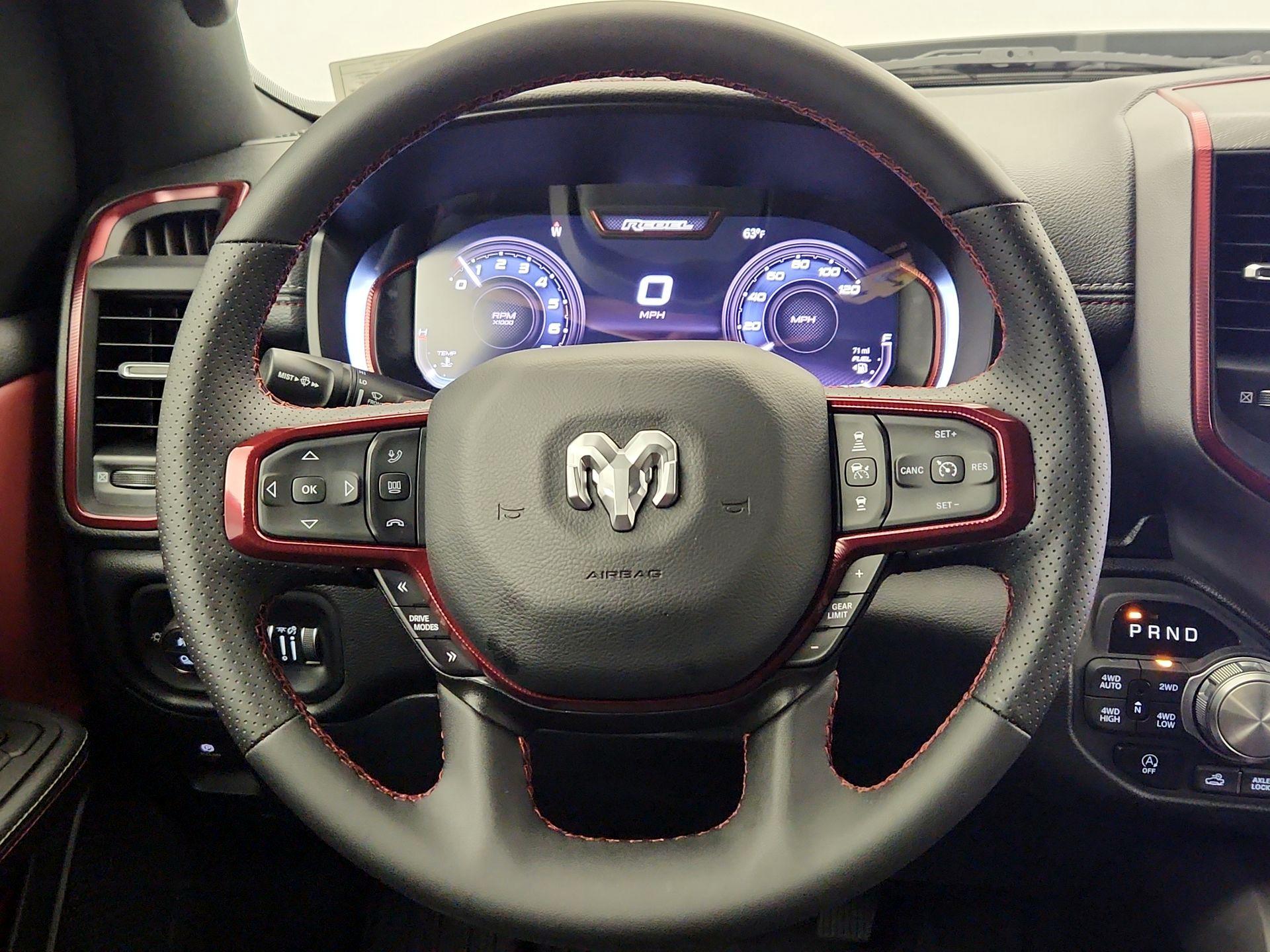 Thumbnail: 2025 RAM 1500 - 10