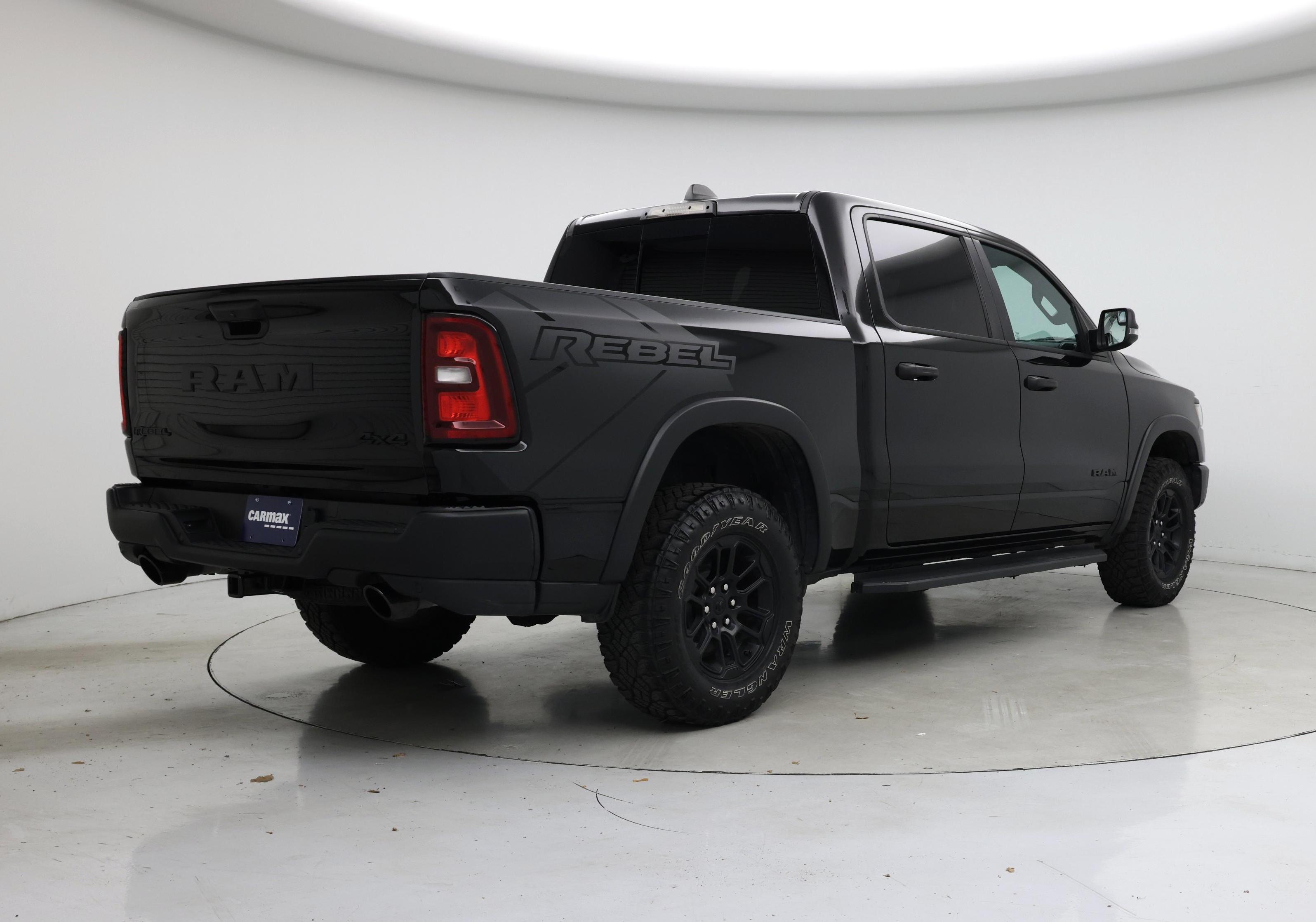 Thumbnail: 2025 RAM 1500 - 8