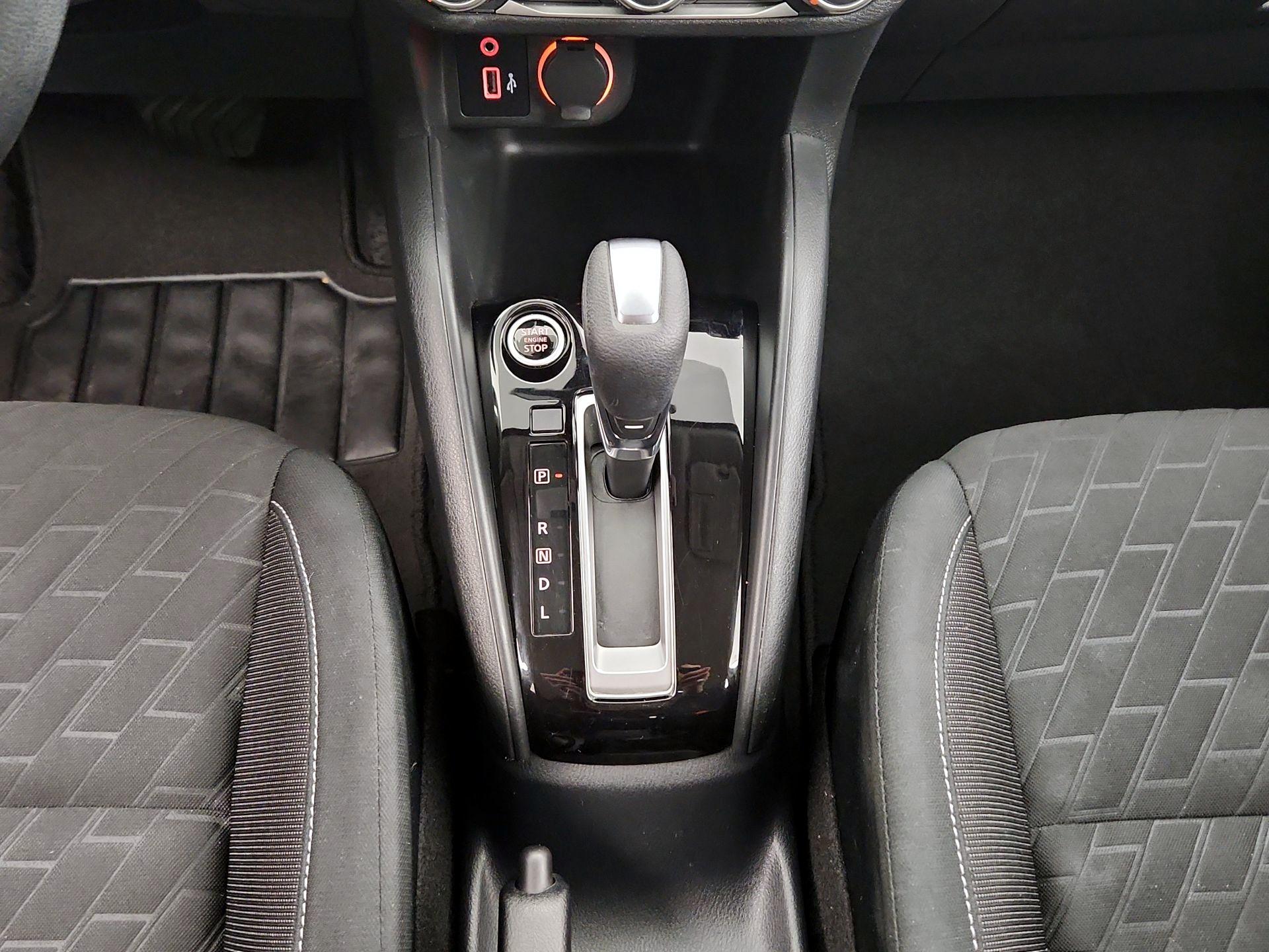 Thumbnail: 2021 Nissan Kicks - 17