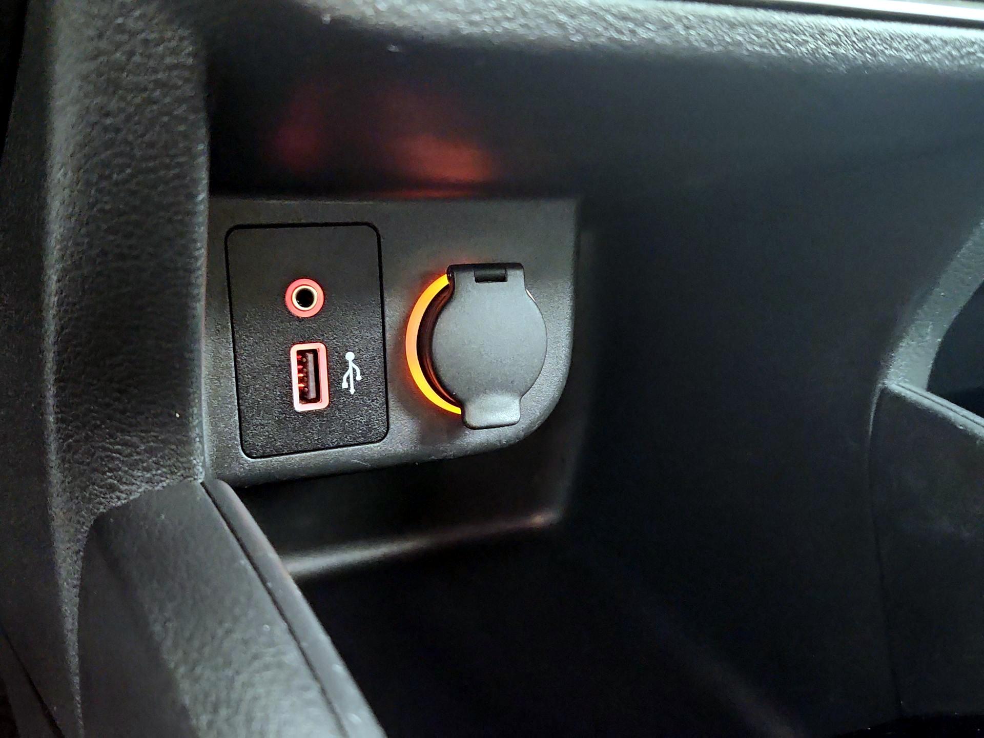 Thumbnail: 2021 Nissan Kicks - 18