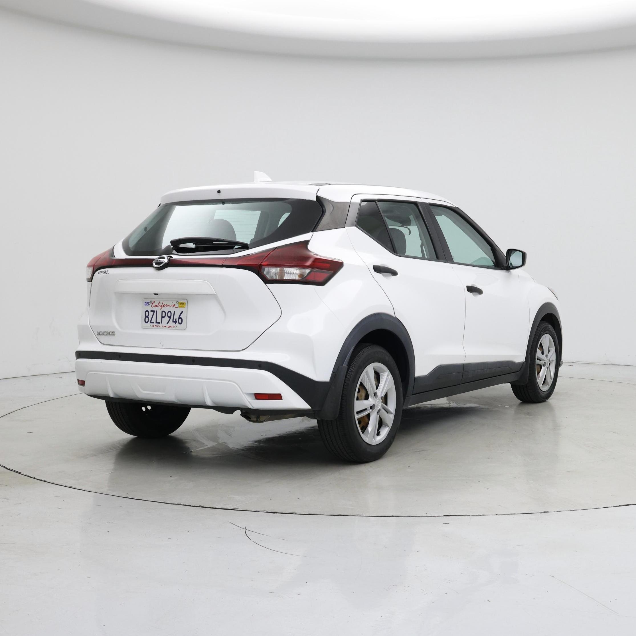 Thumbnail: 2021 Nissan Kicks - 8