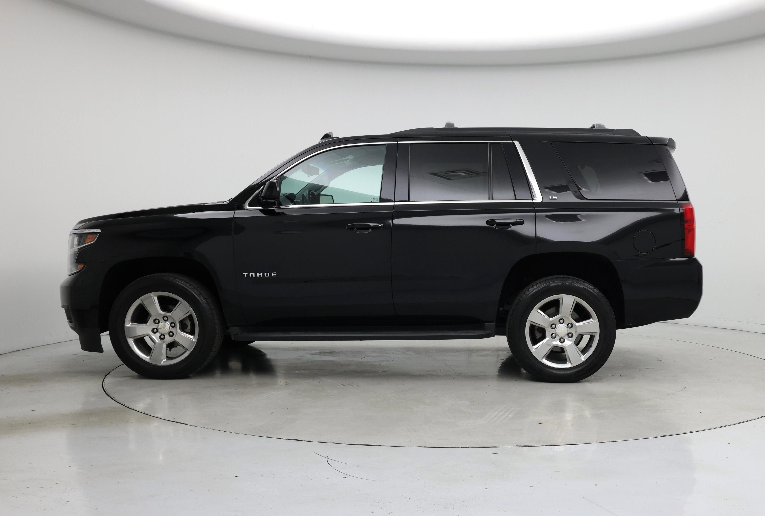 Thumbnail: 2016 Chevrolet Tahoe - 3