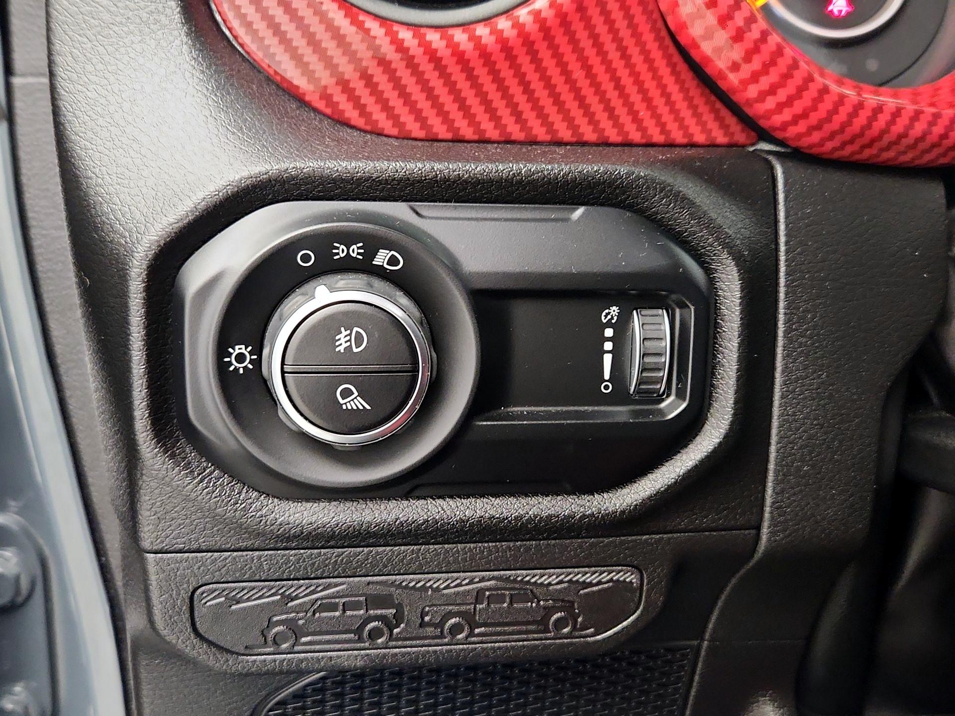 Thumbnail: 2025 Jeep Gladiator - 13