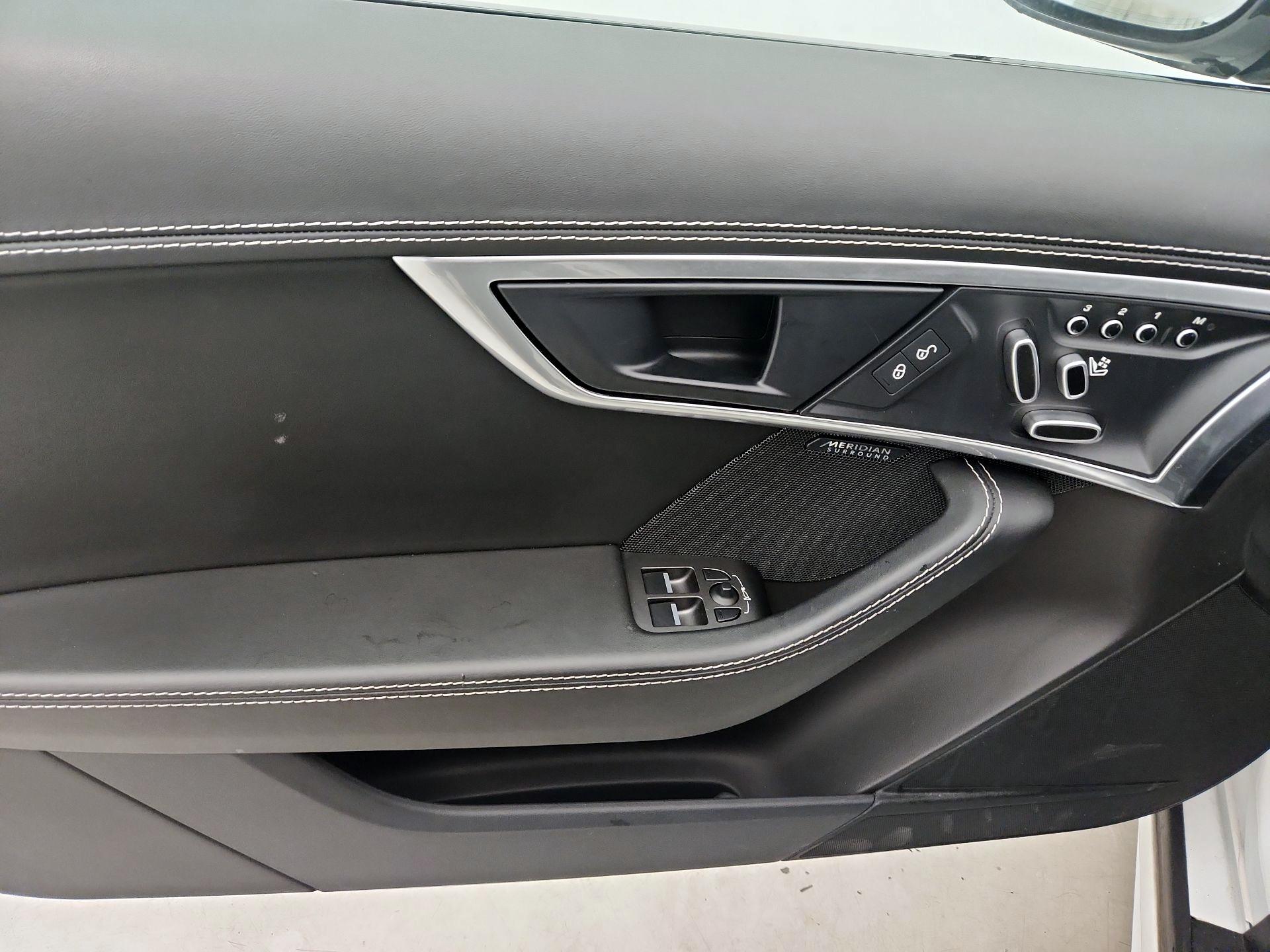 Thumbnail: 2018 Jaguar F-Type - 12