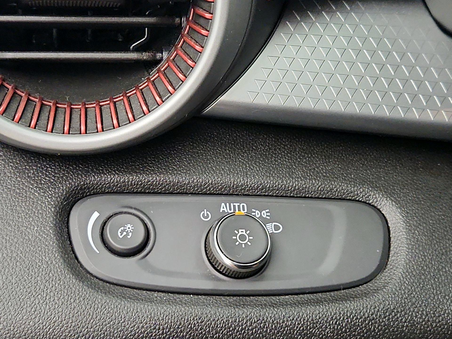 Thumbnail: 2025 Chevrolet Trax - 13