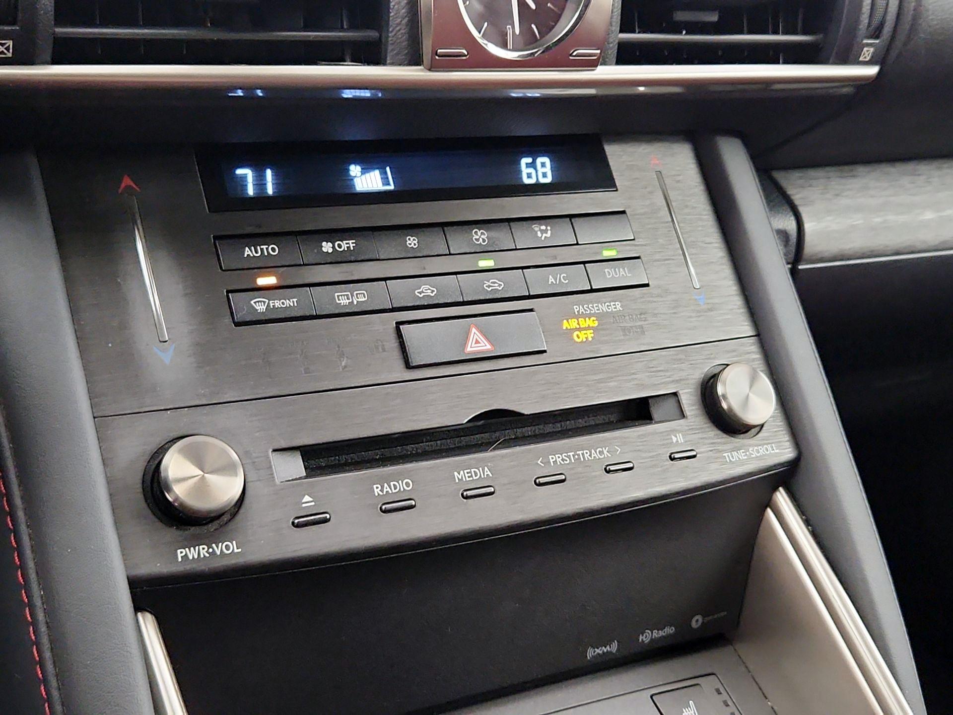 Thumbnail: 2019 Lexus IS - 16