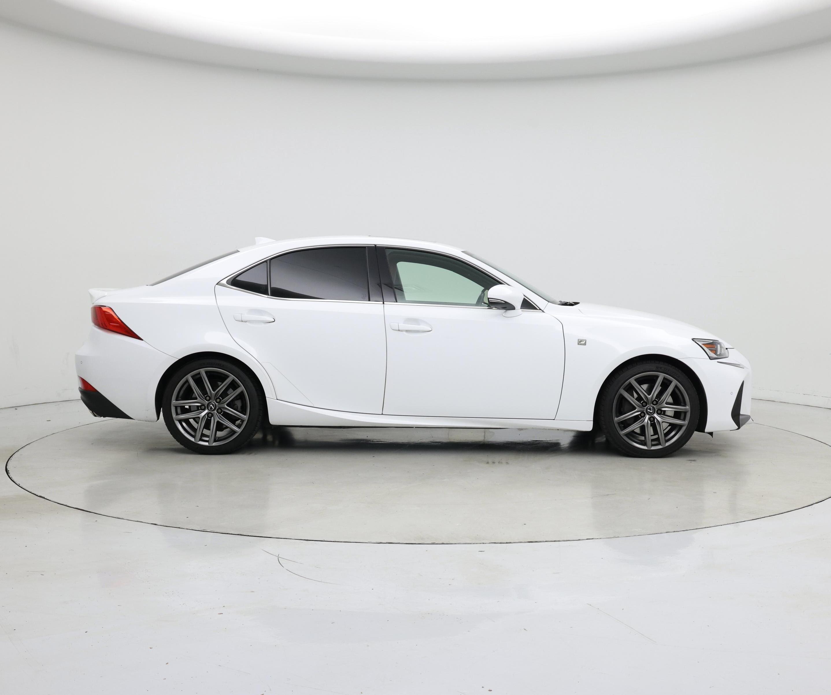 Thumbnail: 2019 Lexus IS - 7