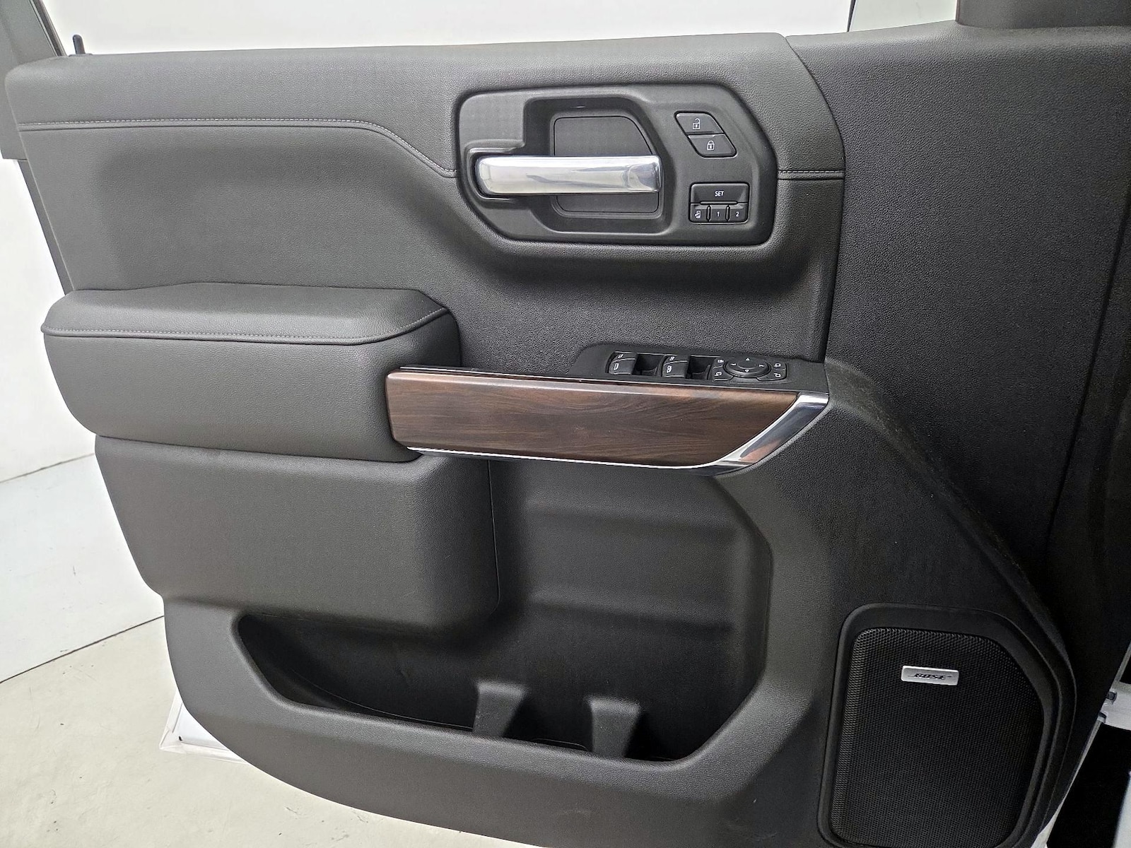 2021 GMC Sierra 1500 SLT - Photo 13