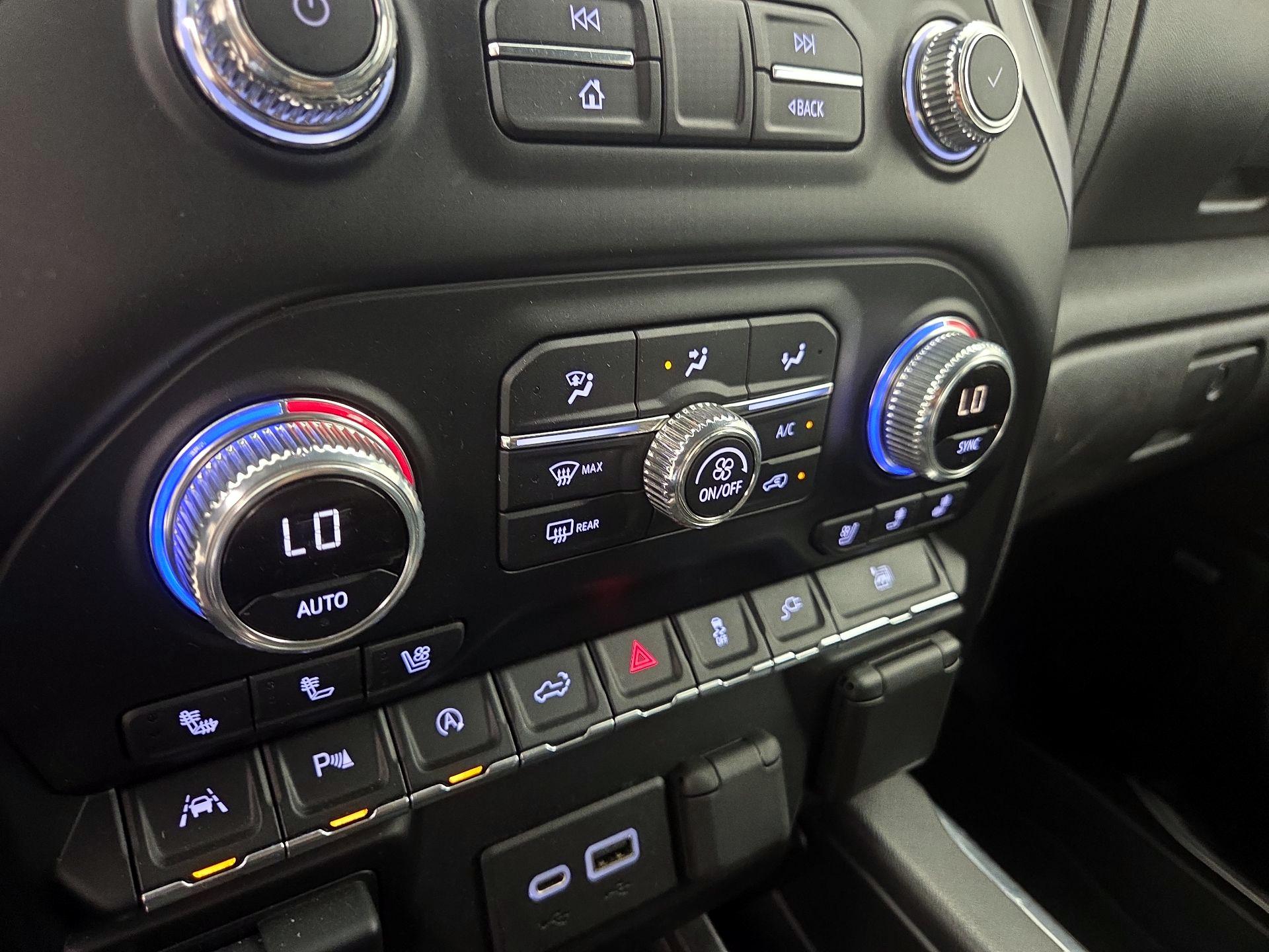 Thumbnail: 2021 GMC Sierra 1500 - 17