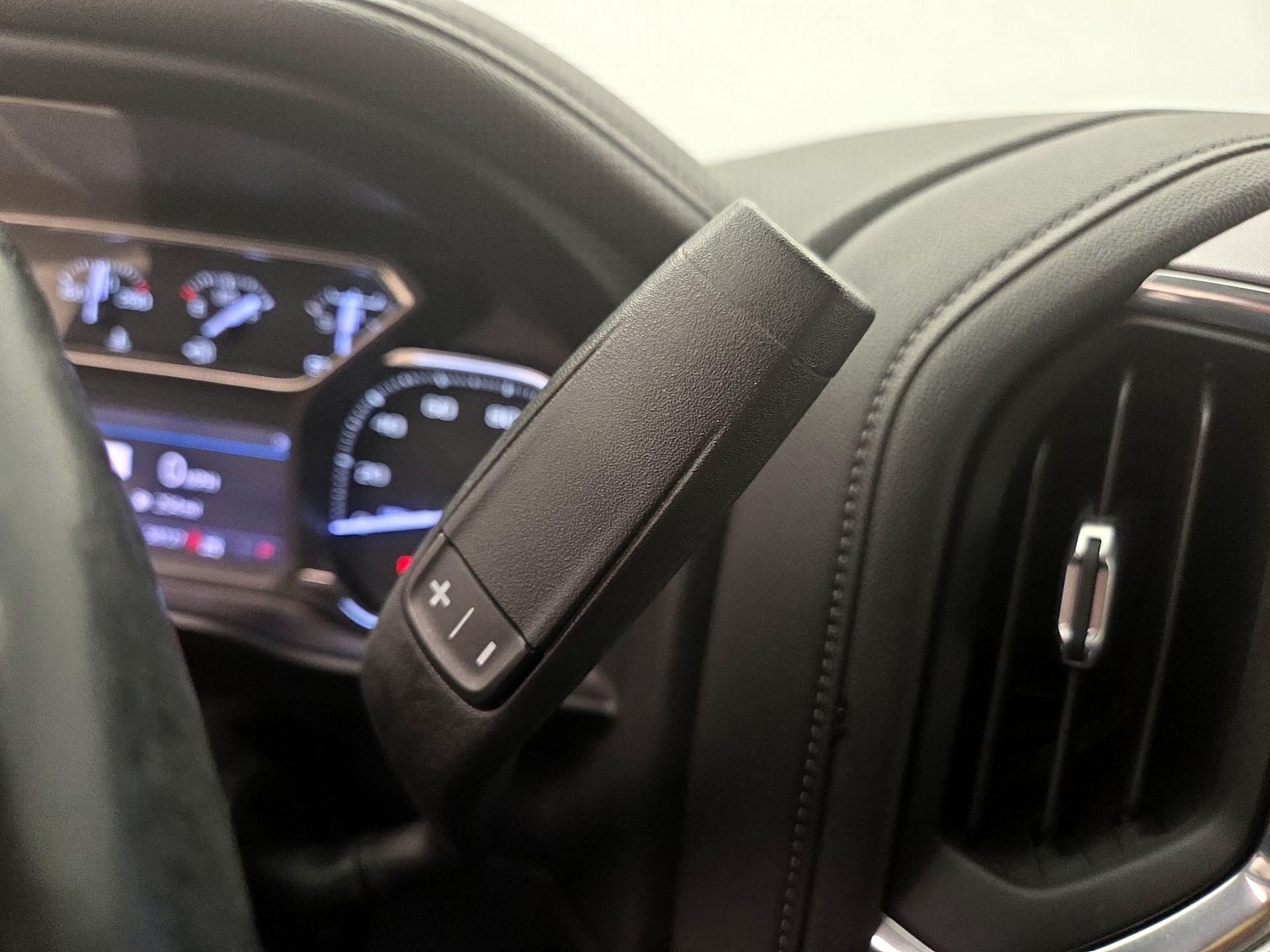 2021 GMC Sierra 1500 SLT - Photo 19