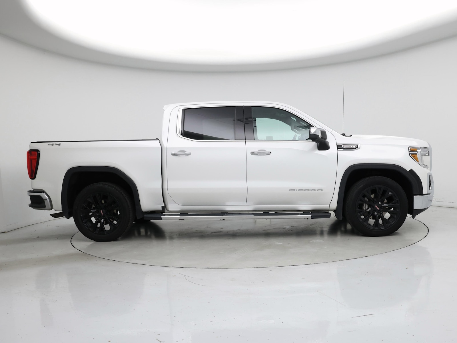 2021 GMC Sierra 1500 SLT - Photo 8