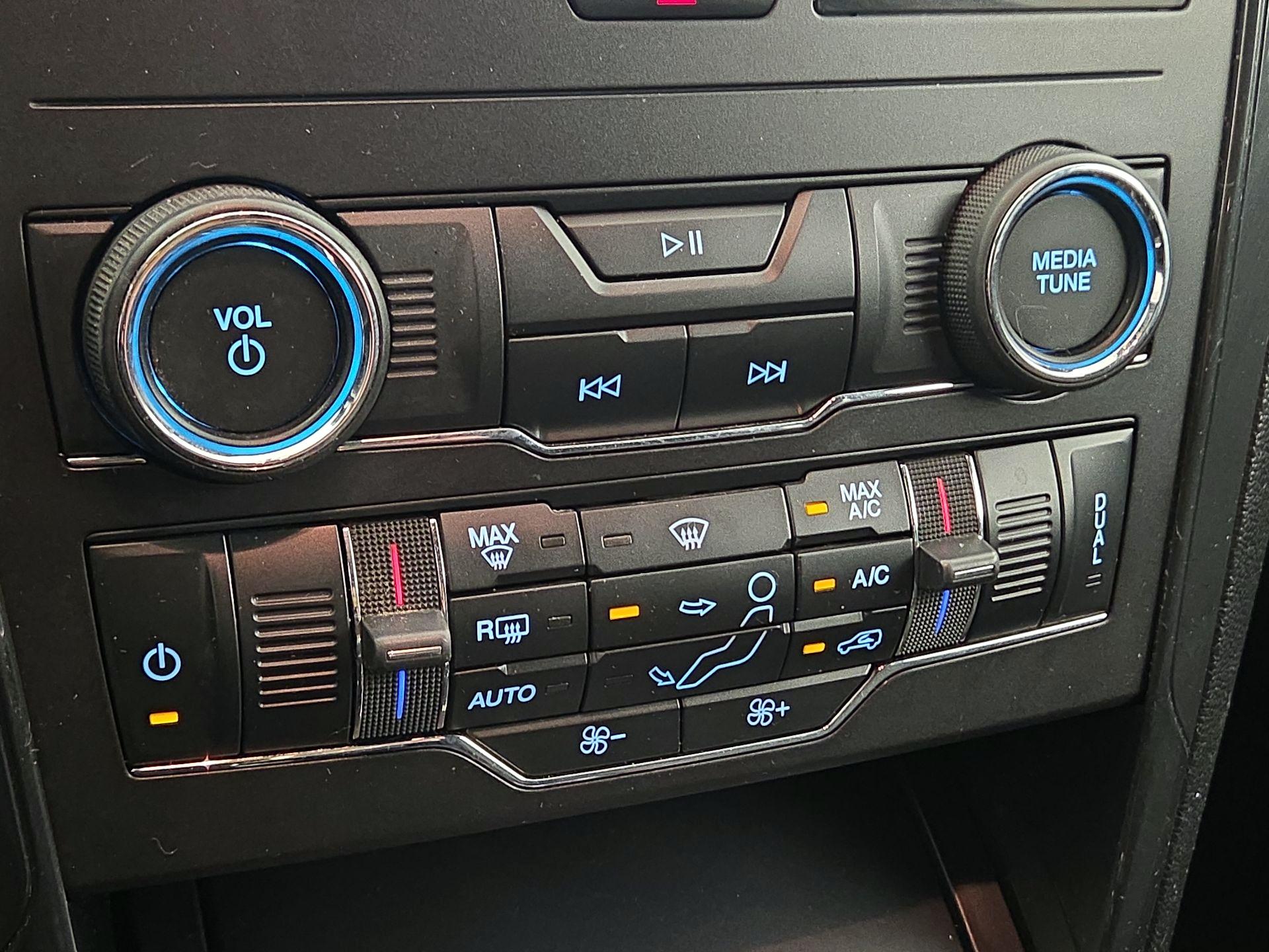 Thumbnail: 2018 Ford Explorer - 16