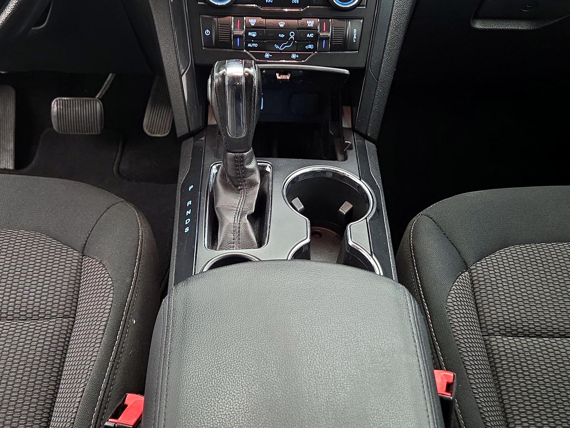 Thumbnail: 2018 Ford Explorer - 17