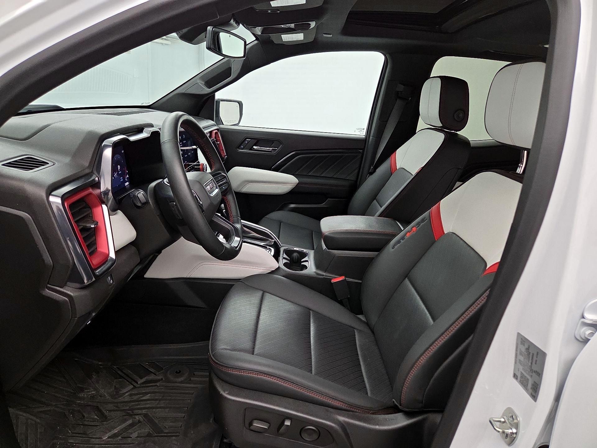 Thumbnail: 2024 GMC Canyon - 11
