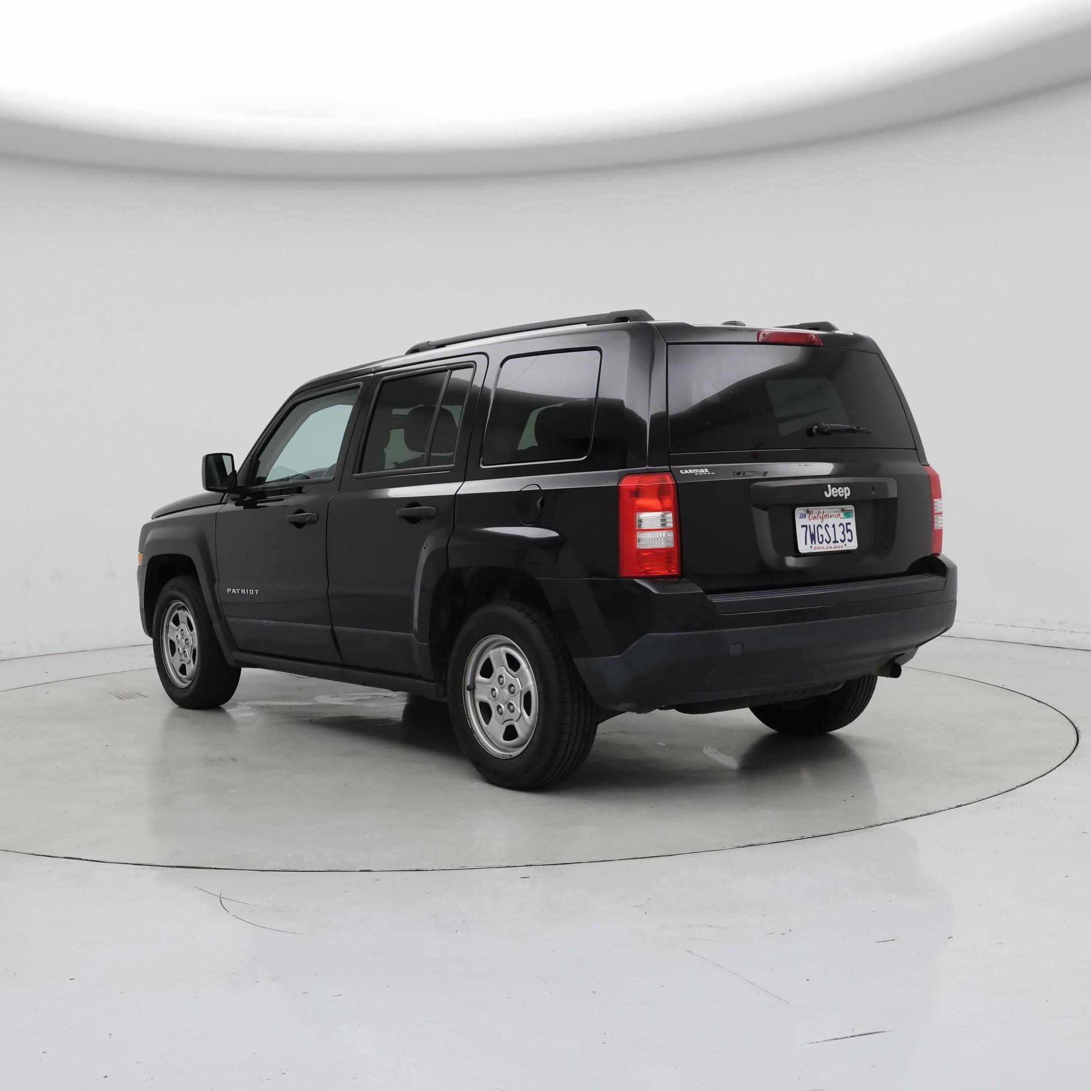 Thumbnail: 2016 Jeep Patriot - 2