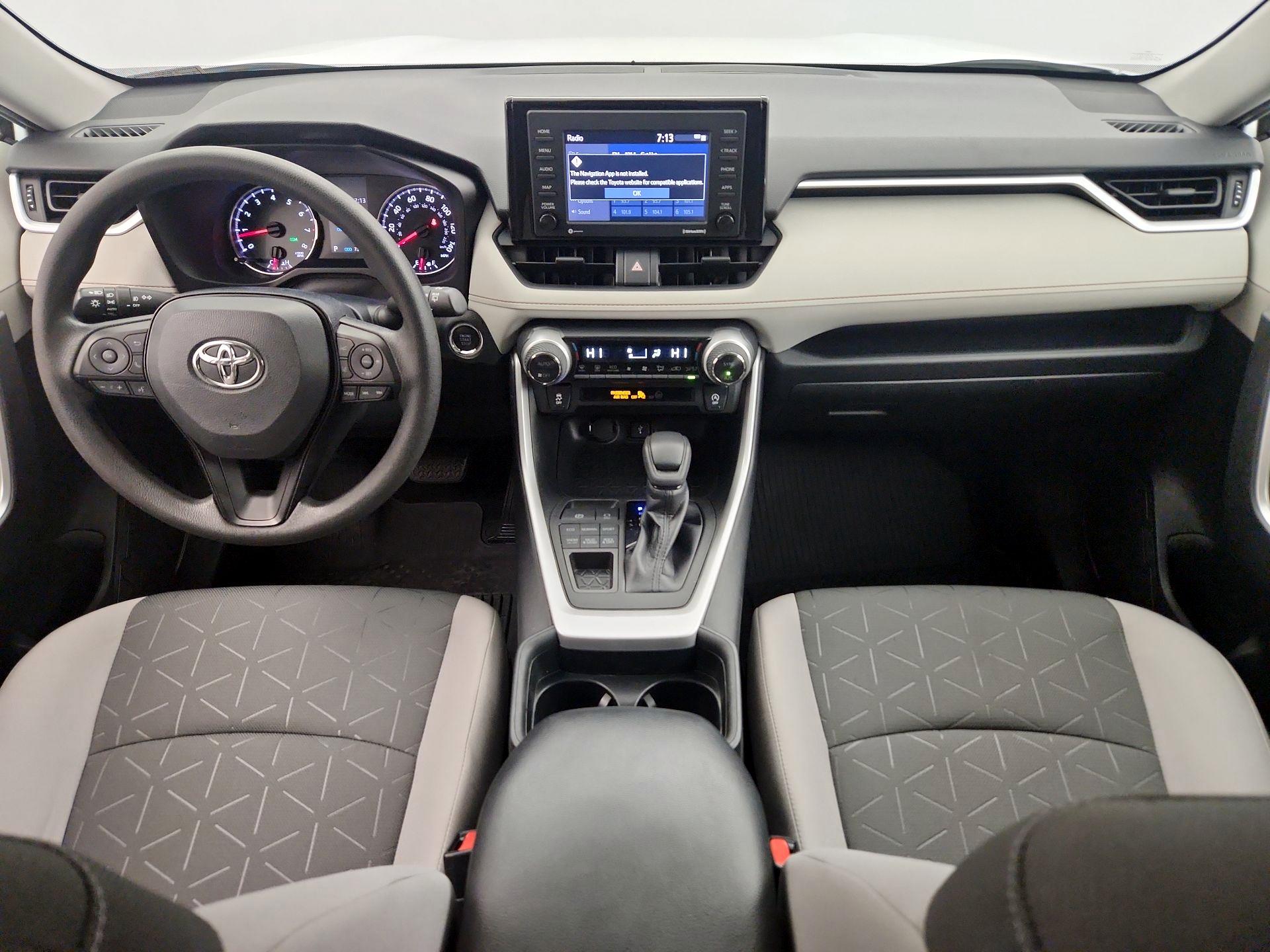 Thumbnail: 2020 Toyota RAV4 - 9