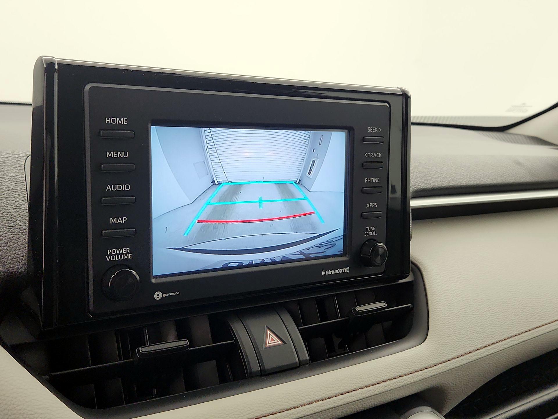 Thumbnail: 2020 Toyota RAV4 - 14