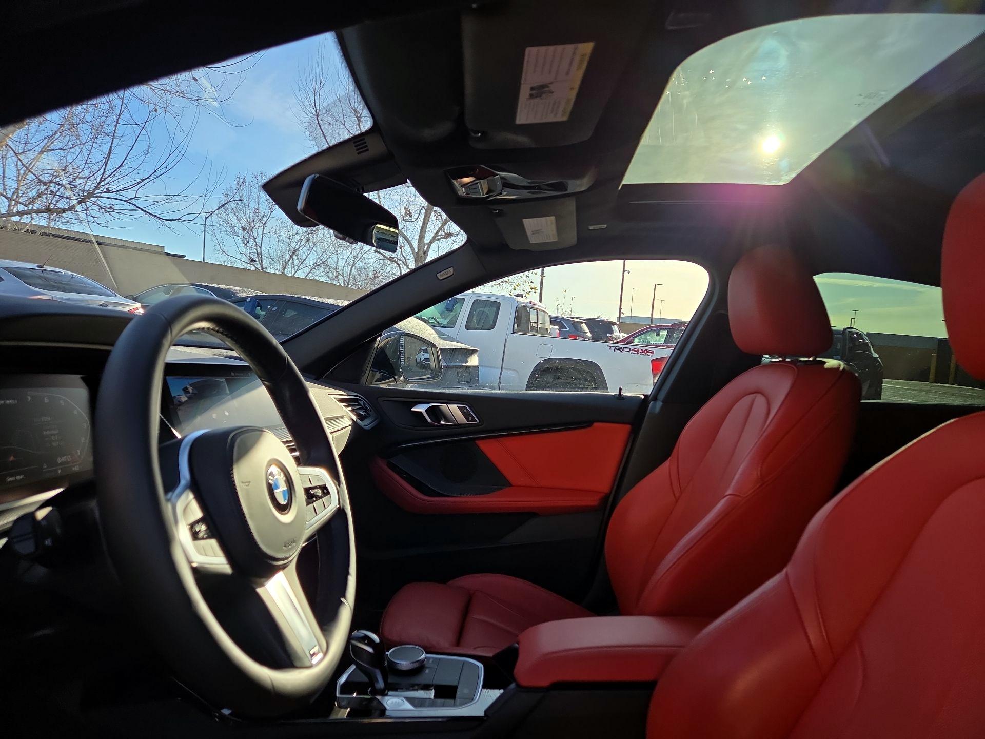 Thumbnail: 2022 BMW 2 Series - 16