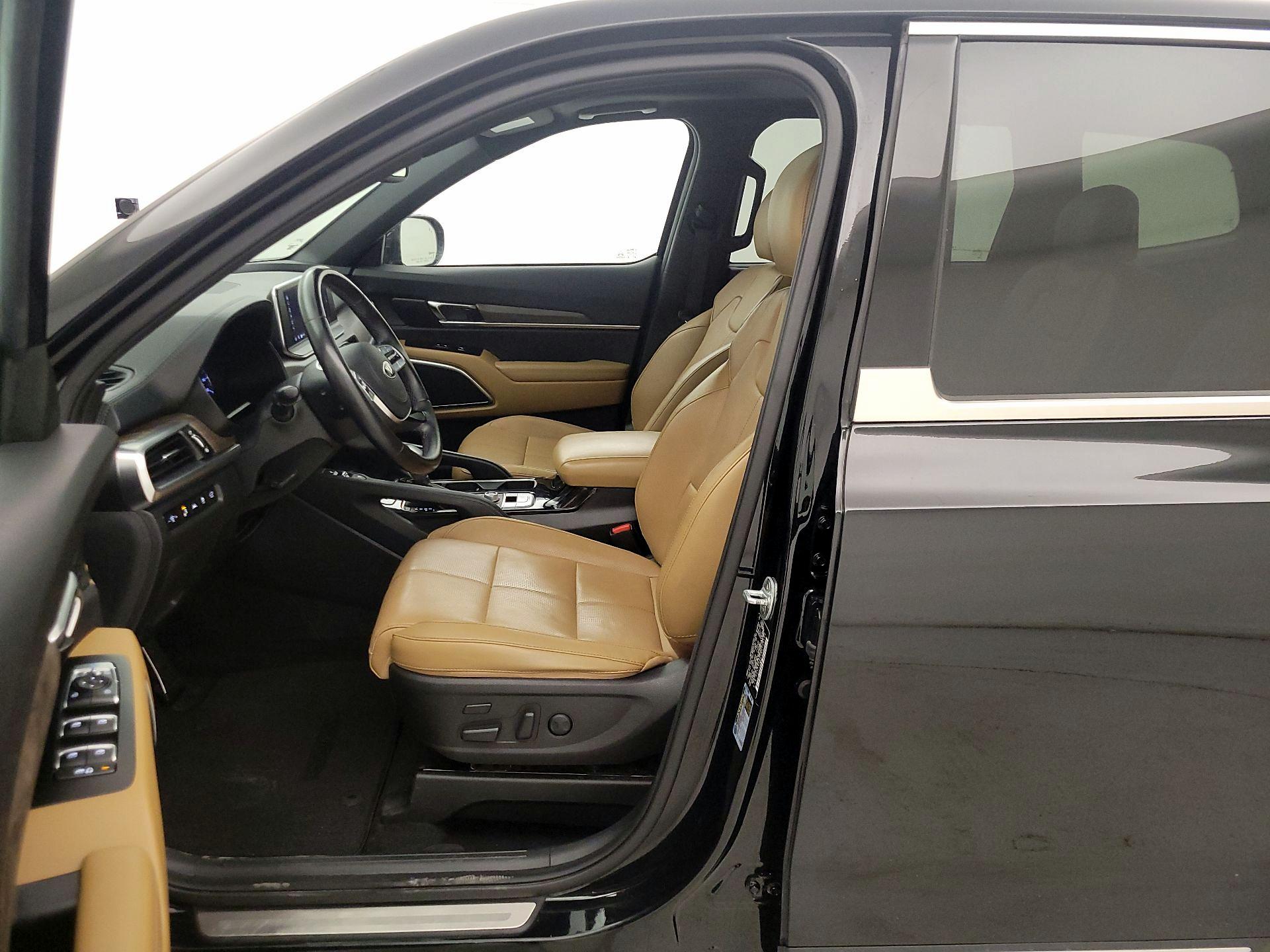 Thumbnail: 2021 Kia Telluride - 11