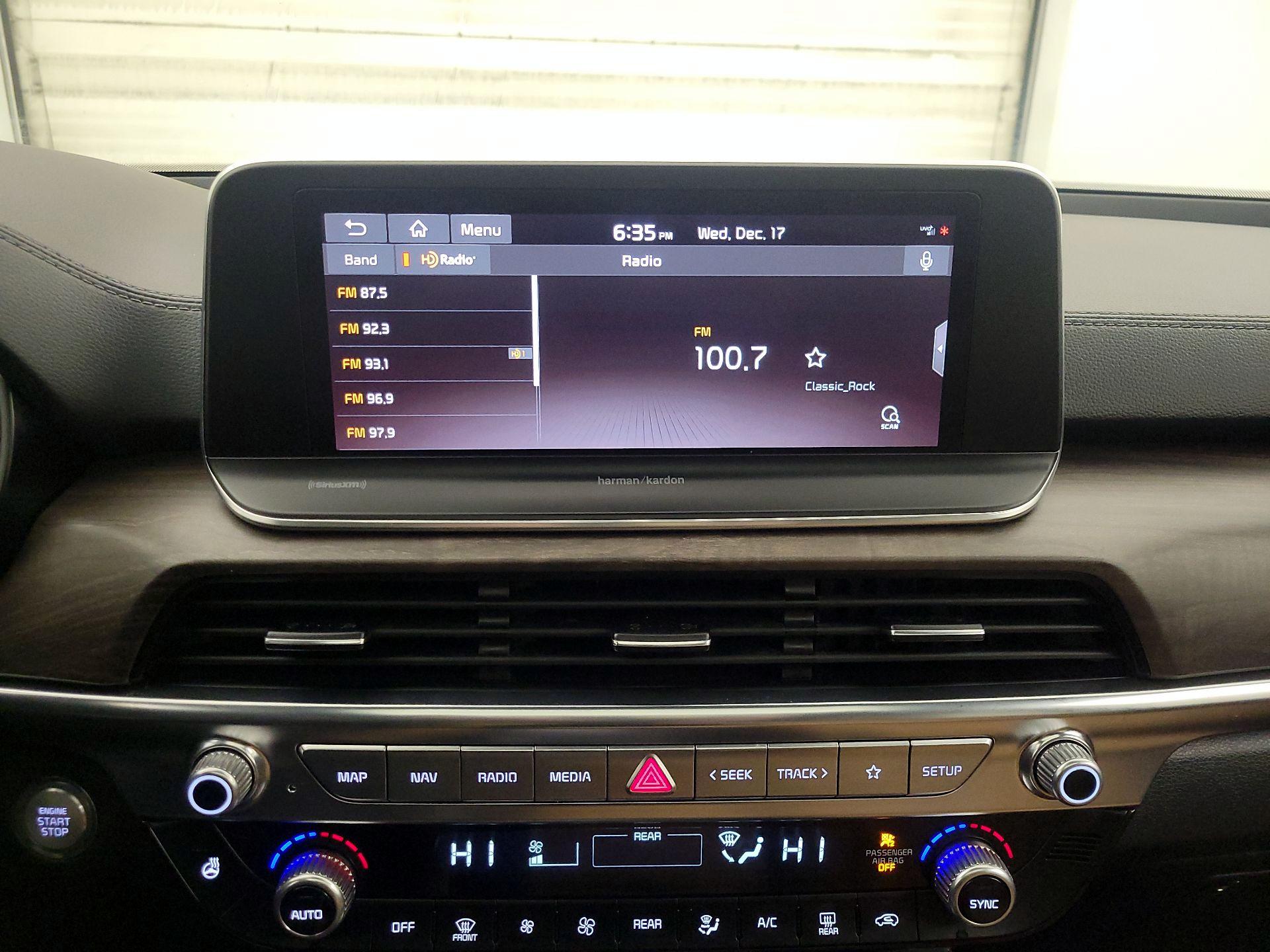 Thumbnail: 2021 Kia Telluride - 16