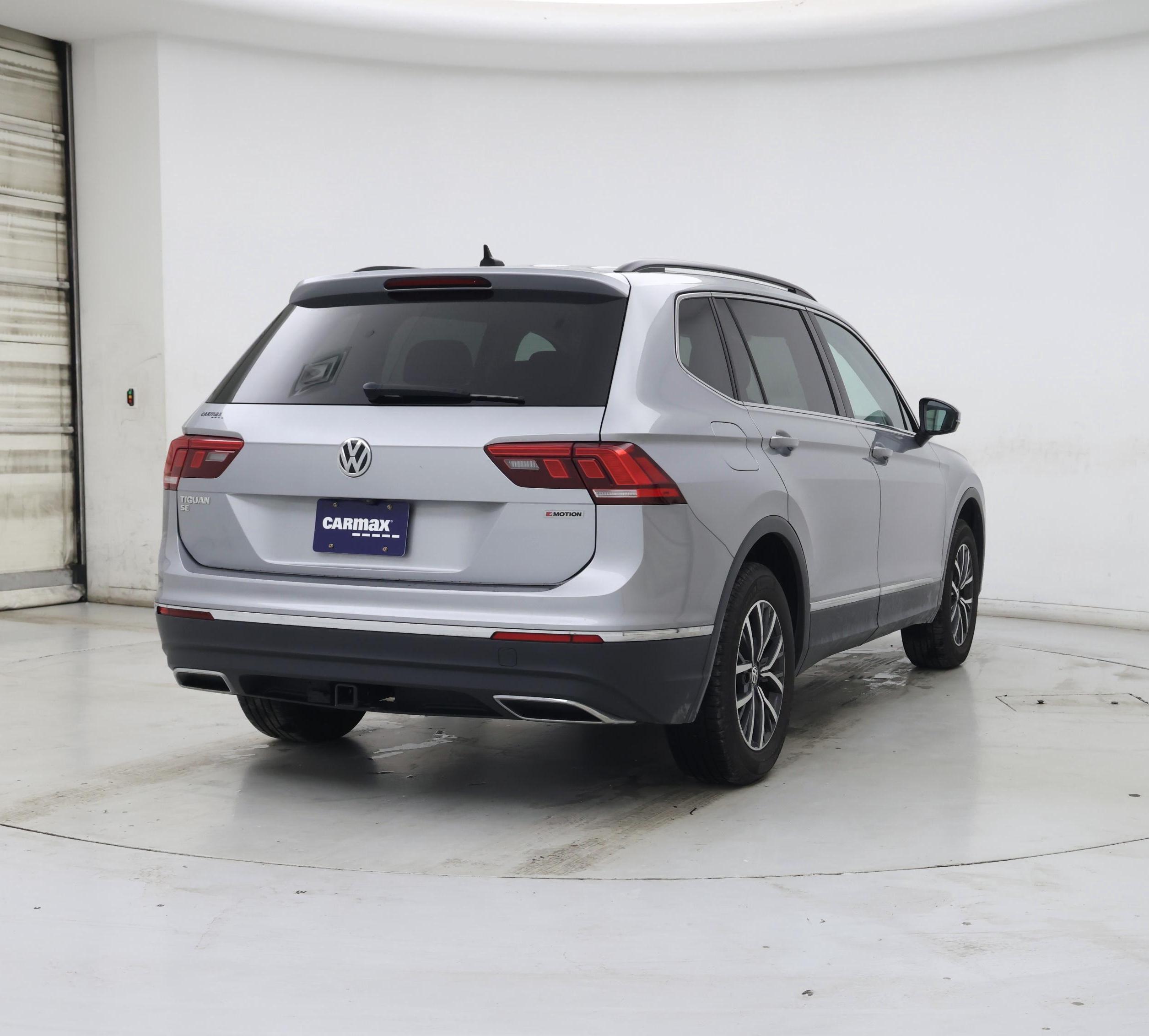 Thumbnail: 2020 Volkswagen Tiguan - 8