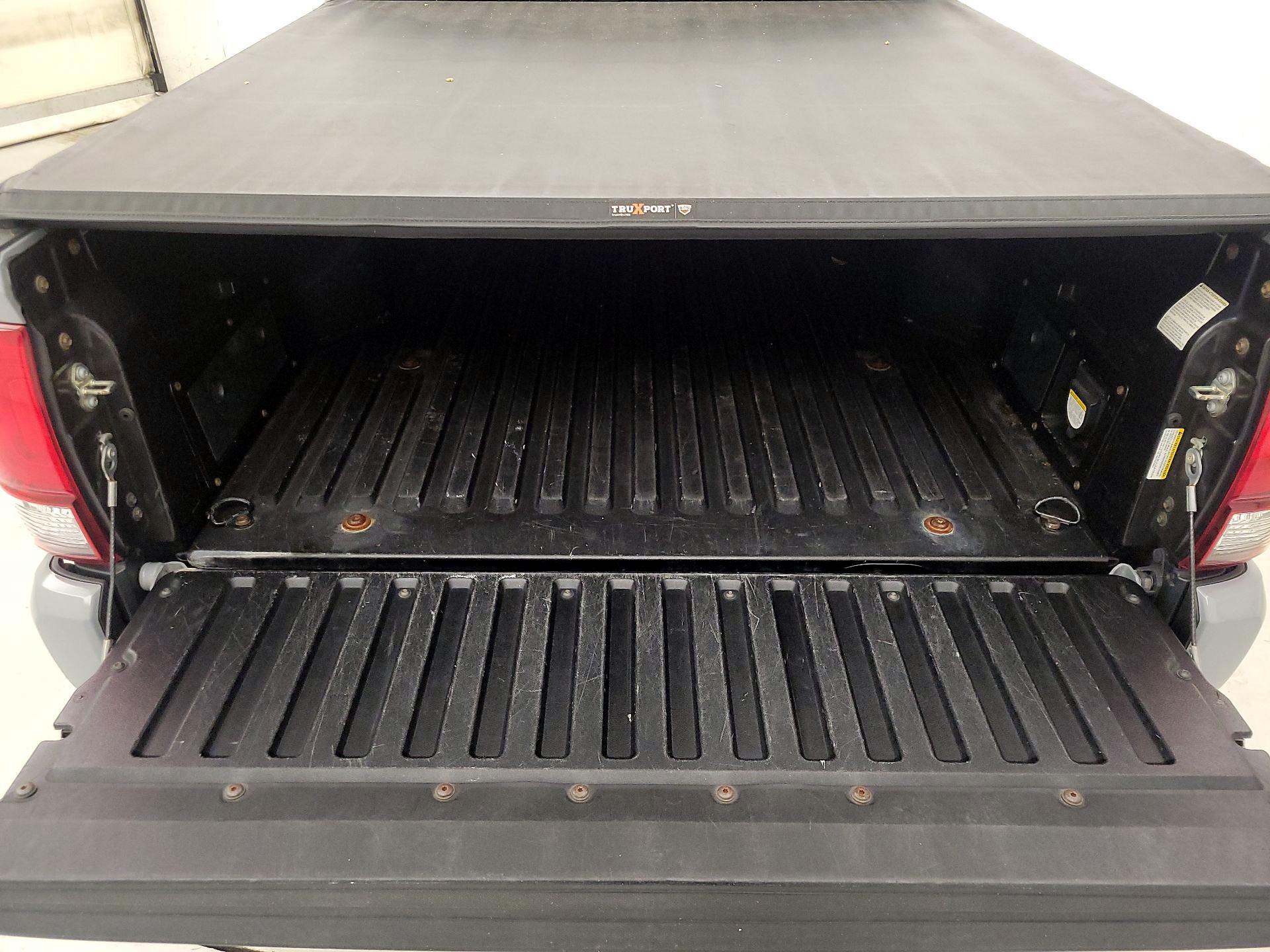 Thumbnail: 2018 Toyota Tacoma - 20