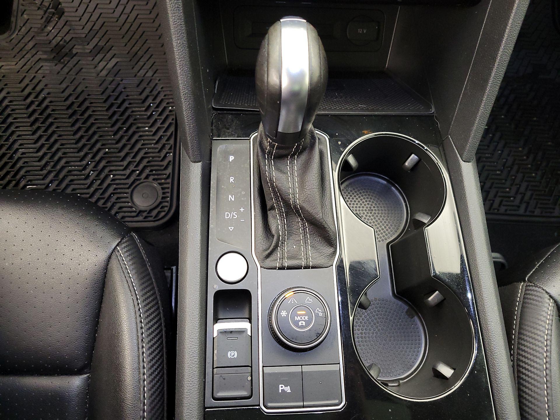 Thumbnail: 2022 Volkswagen Atlas - 17